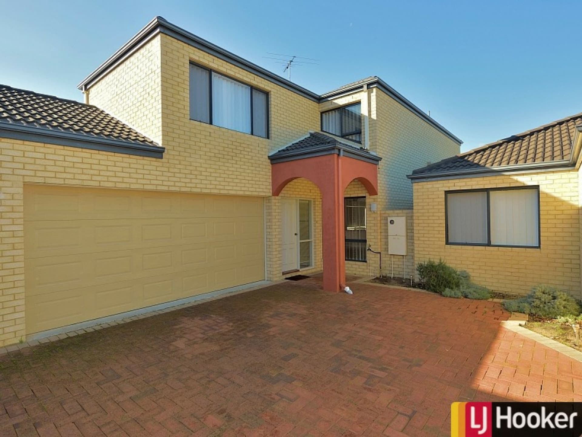 4/6 Churchill Avenue Dudley Park WA, Dudley Park - Image 1