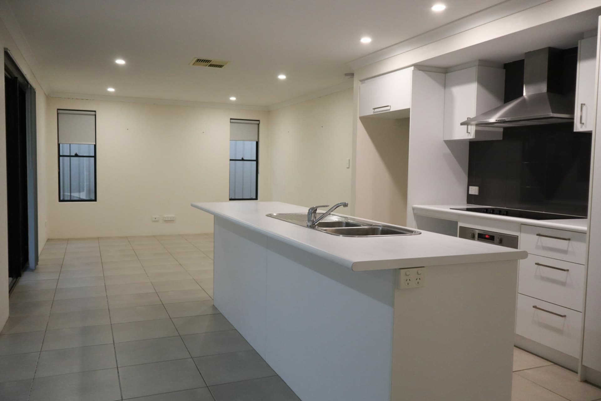 1 Windera Close Dudley Park WA, Dudley Park - Thumbnail 5