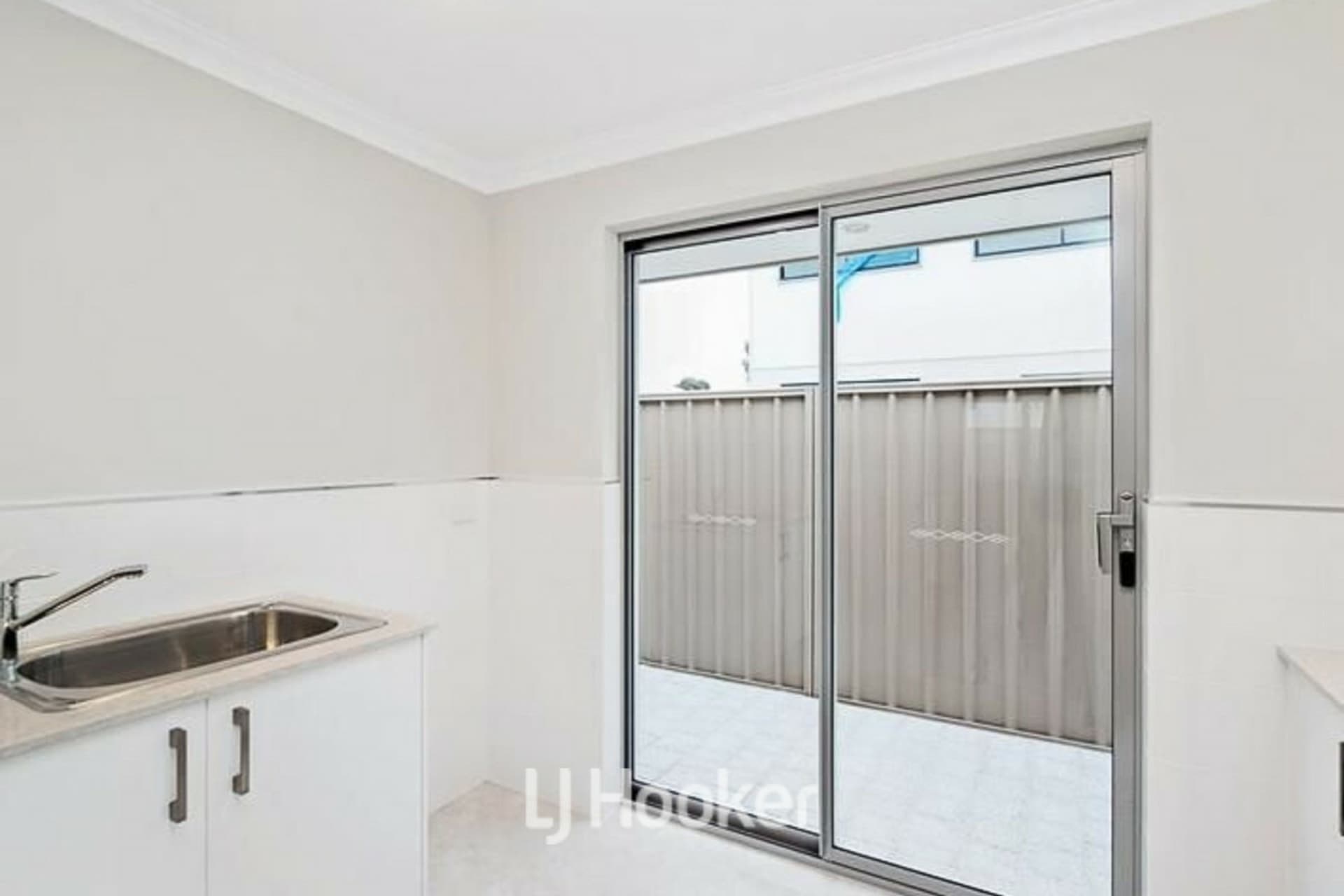 33 Ballard Loop Dunsborough WA, Dunsborough - Image 1