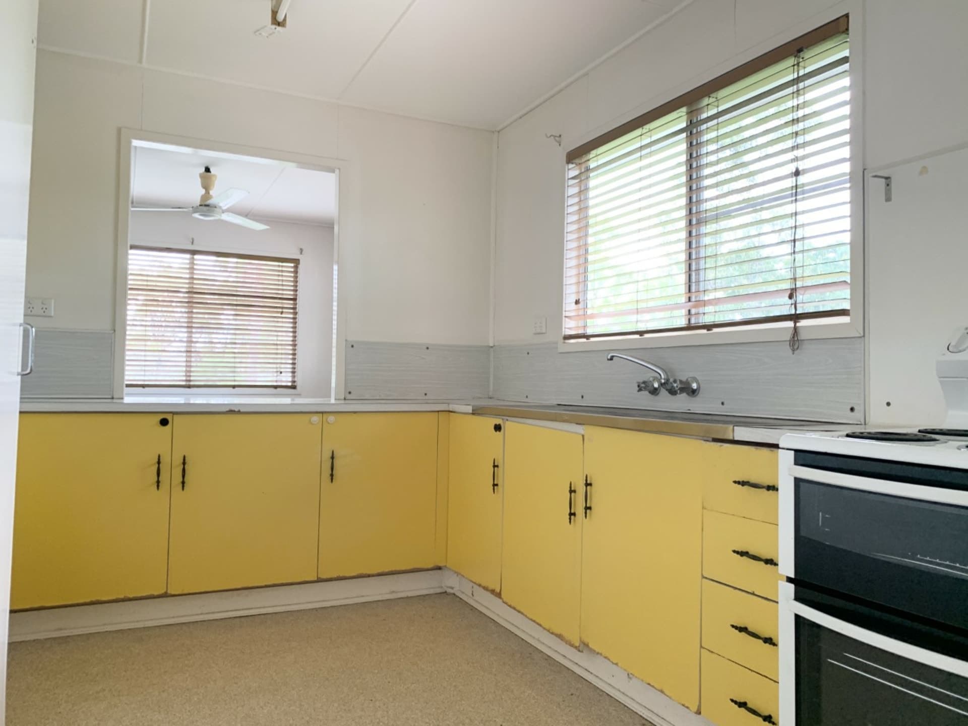 12 Gerrard Street Dysart QLD, Dysart - Thumbnail 8