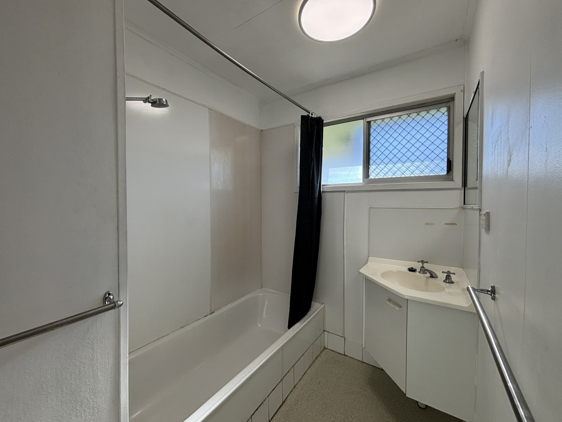 24 Beardmore Crescent Dysart QLD, Dysart - Thumbnail 6