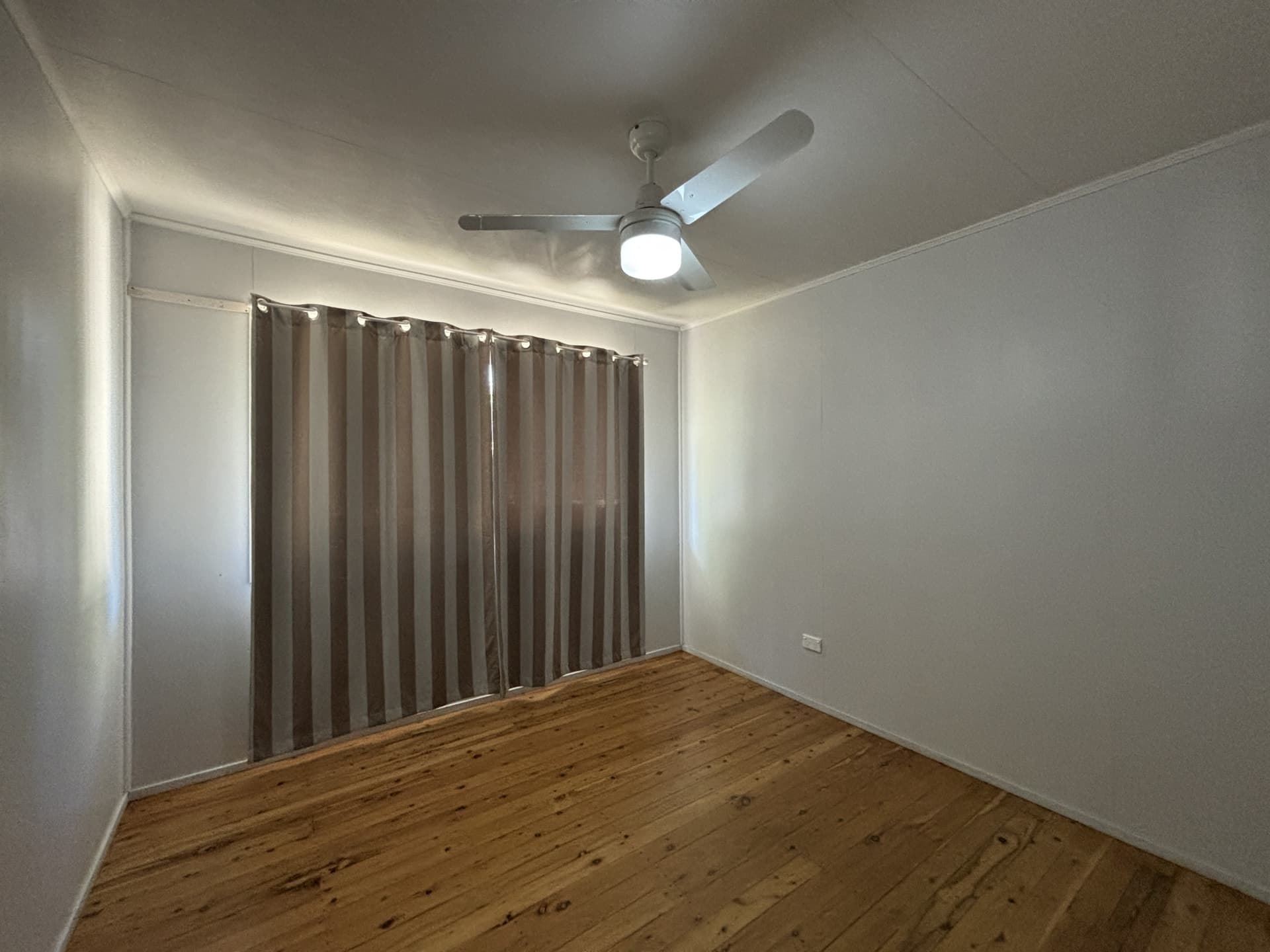 24 Beardmore Crescent Dysart QLD, Dysart - Thumbnail 8