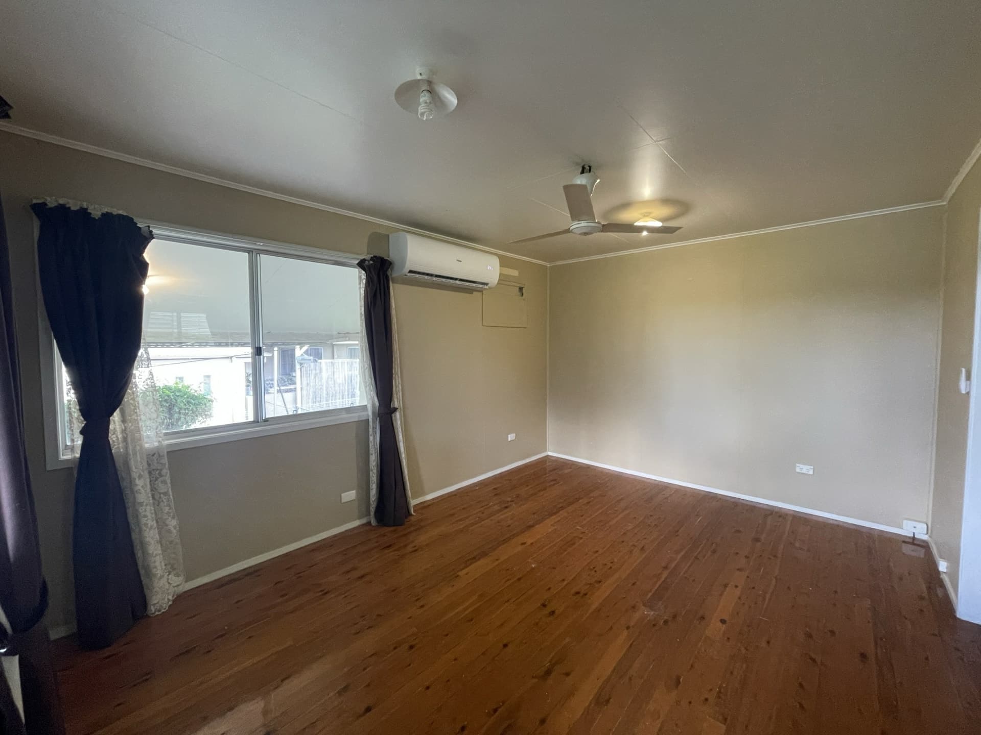 15 Brennan Street Dysart QLD, Dysart - Thumbnail 2