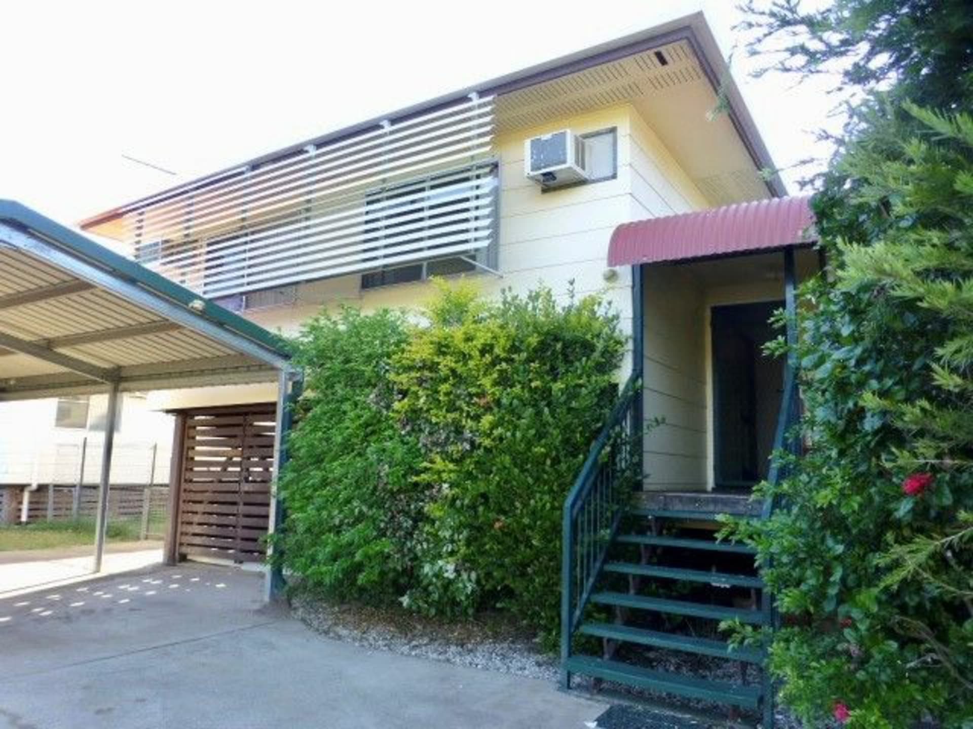 63 Beardmore Crescent Dysart QLD, Dysart - Thumbnail 2