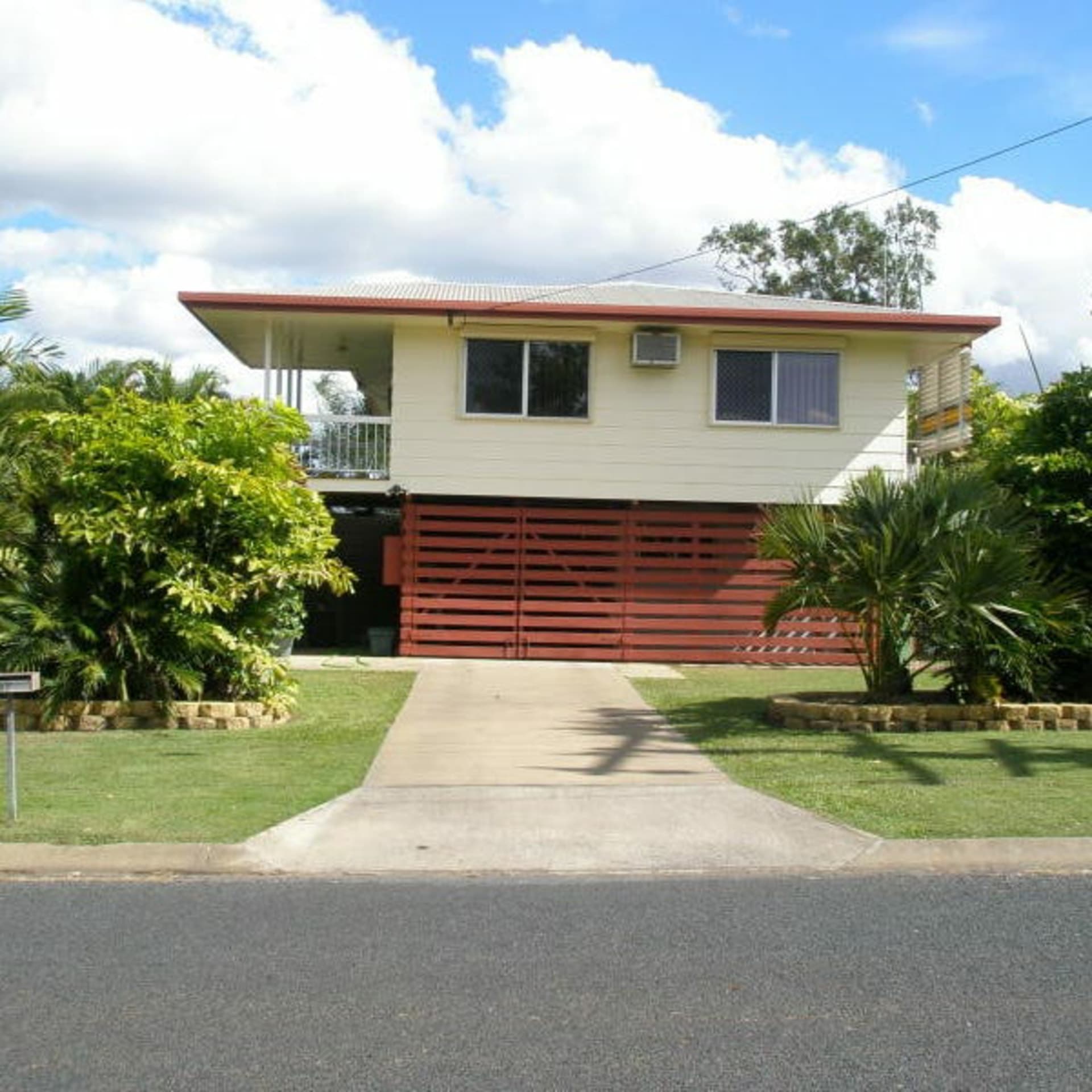 17 Powell Street Dysart QLD, Dysart - Image 1