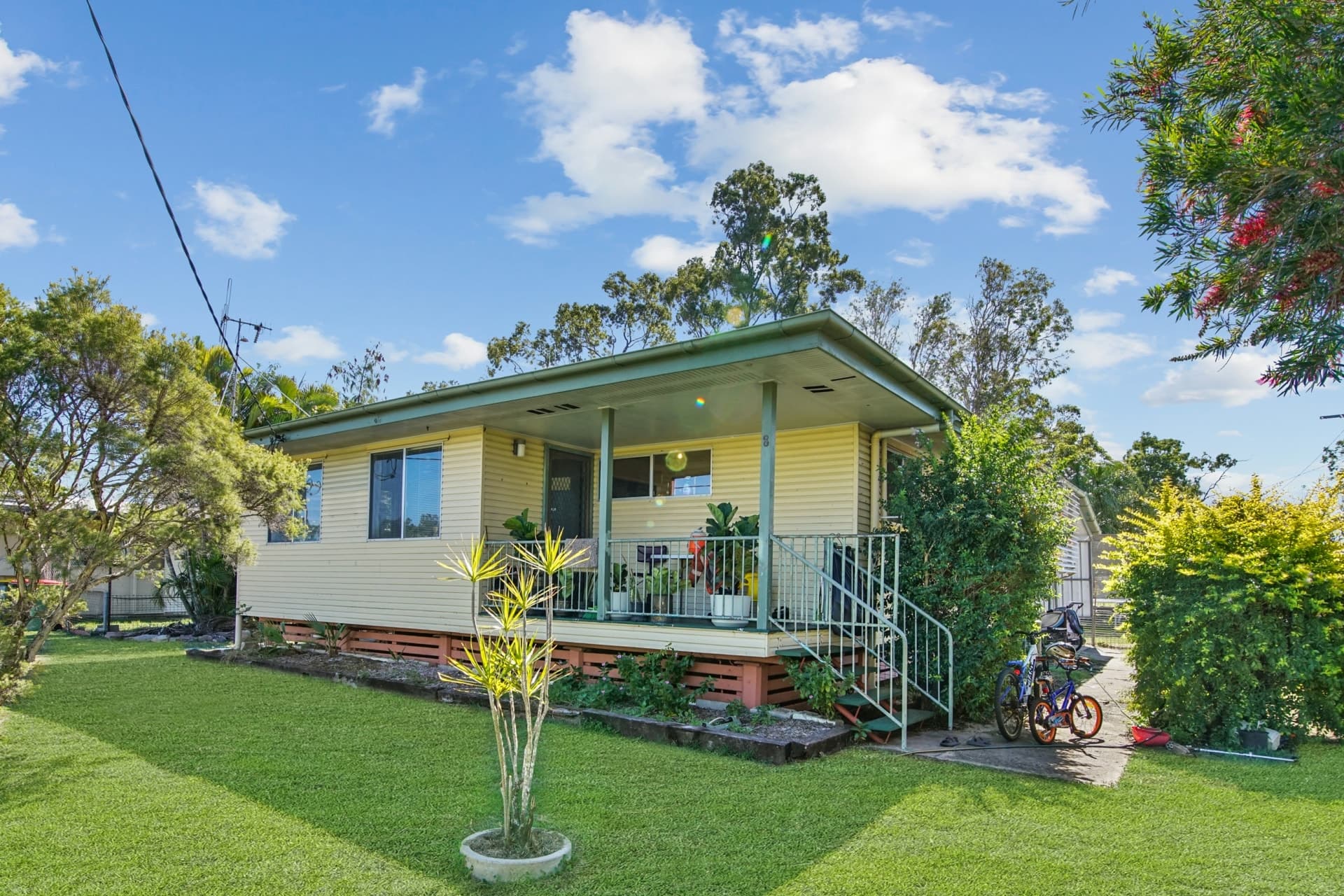 8 Macdonald Street Dysart QLD, Dysart - Thumbnail 2