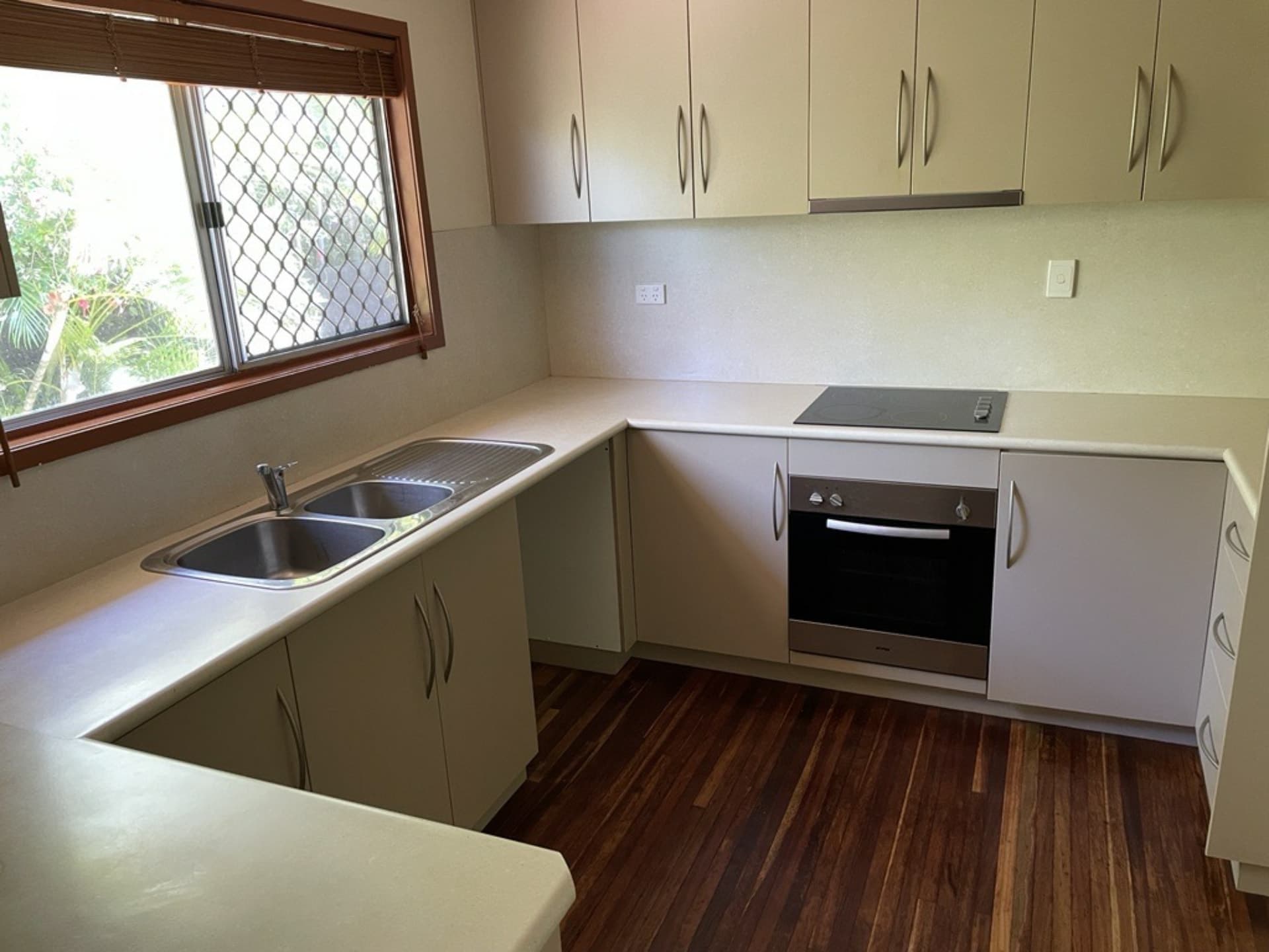 6 Phillips Street Dysart QLD, Dysart - Thumbnail 8