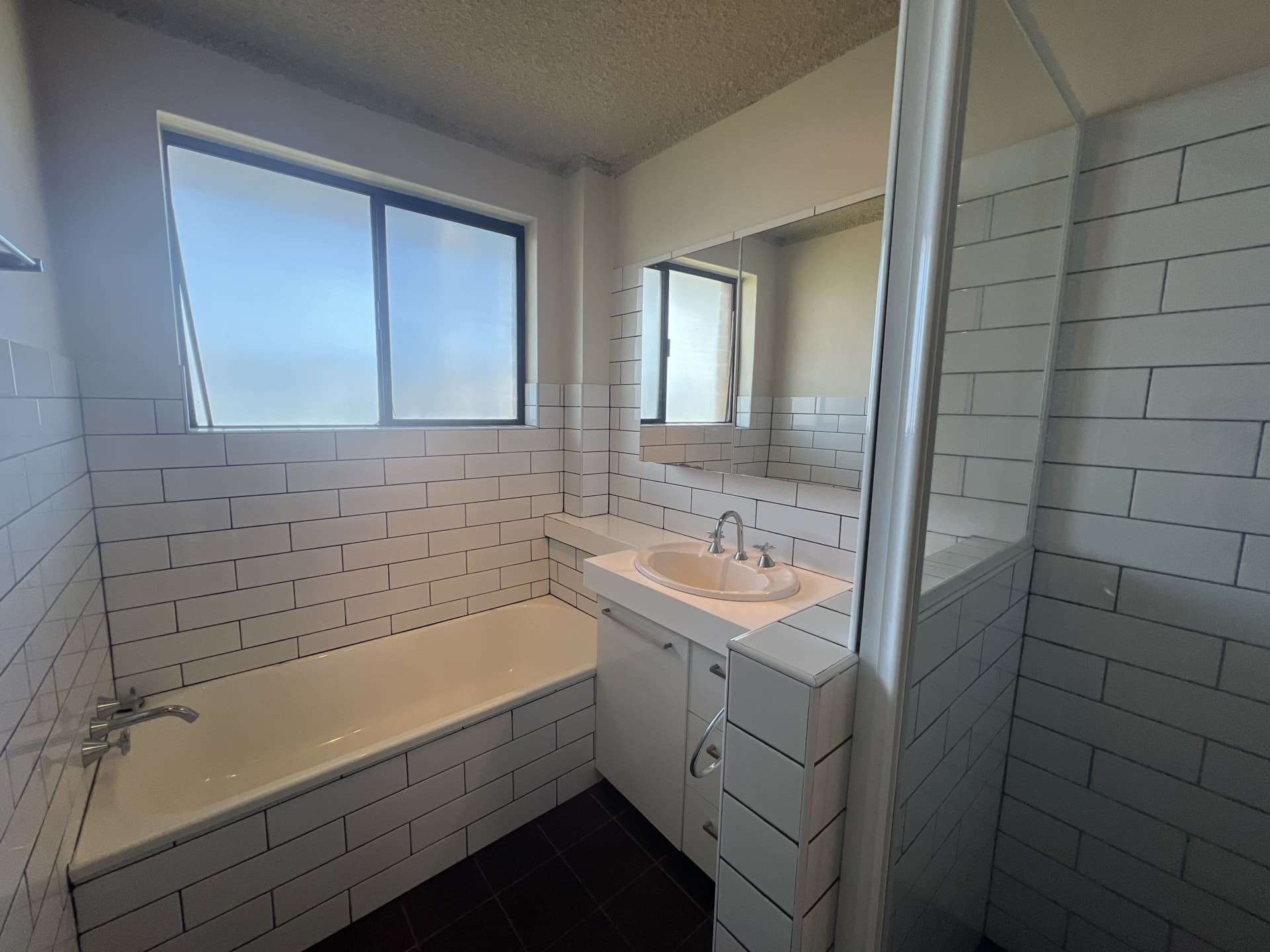 2/31 Mckinnon Street East Ballina NSW, East Ballina - Thumbnail 2