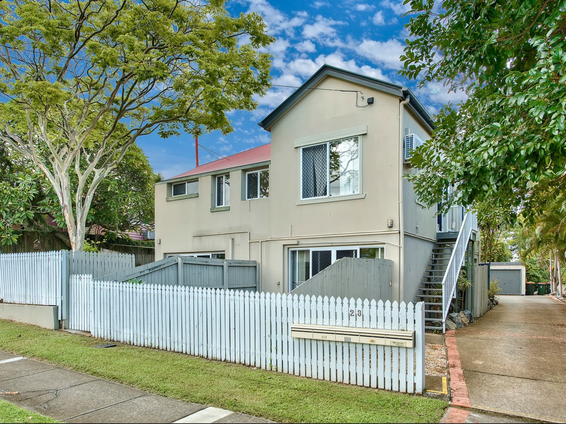 1/23 Heidelberg Street East Brisbane QLD, East Brisbane - Image 1