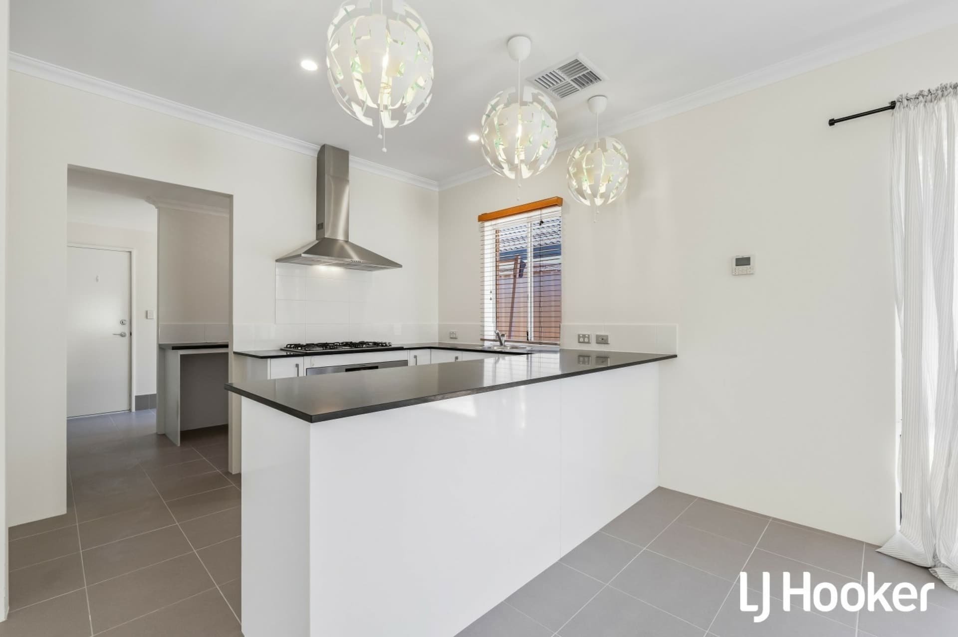 42 Sittella Gdns East Cannington WA, East Cannington - Thumbnail 5