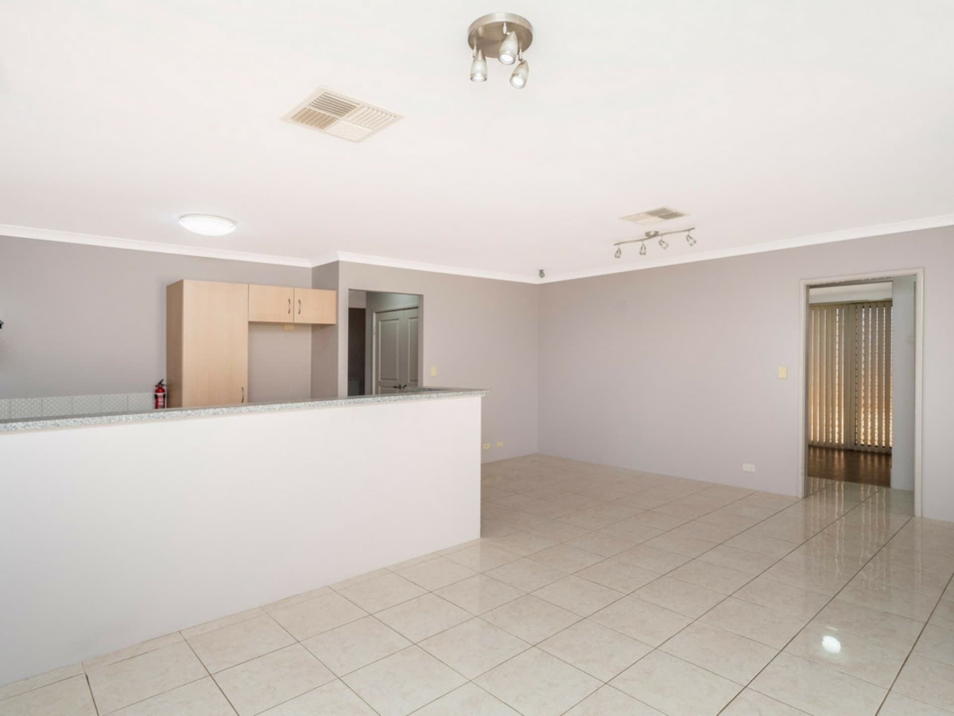 4/5 Henry Street East Cannington WA, East Cannington - Thumbnail 4