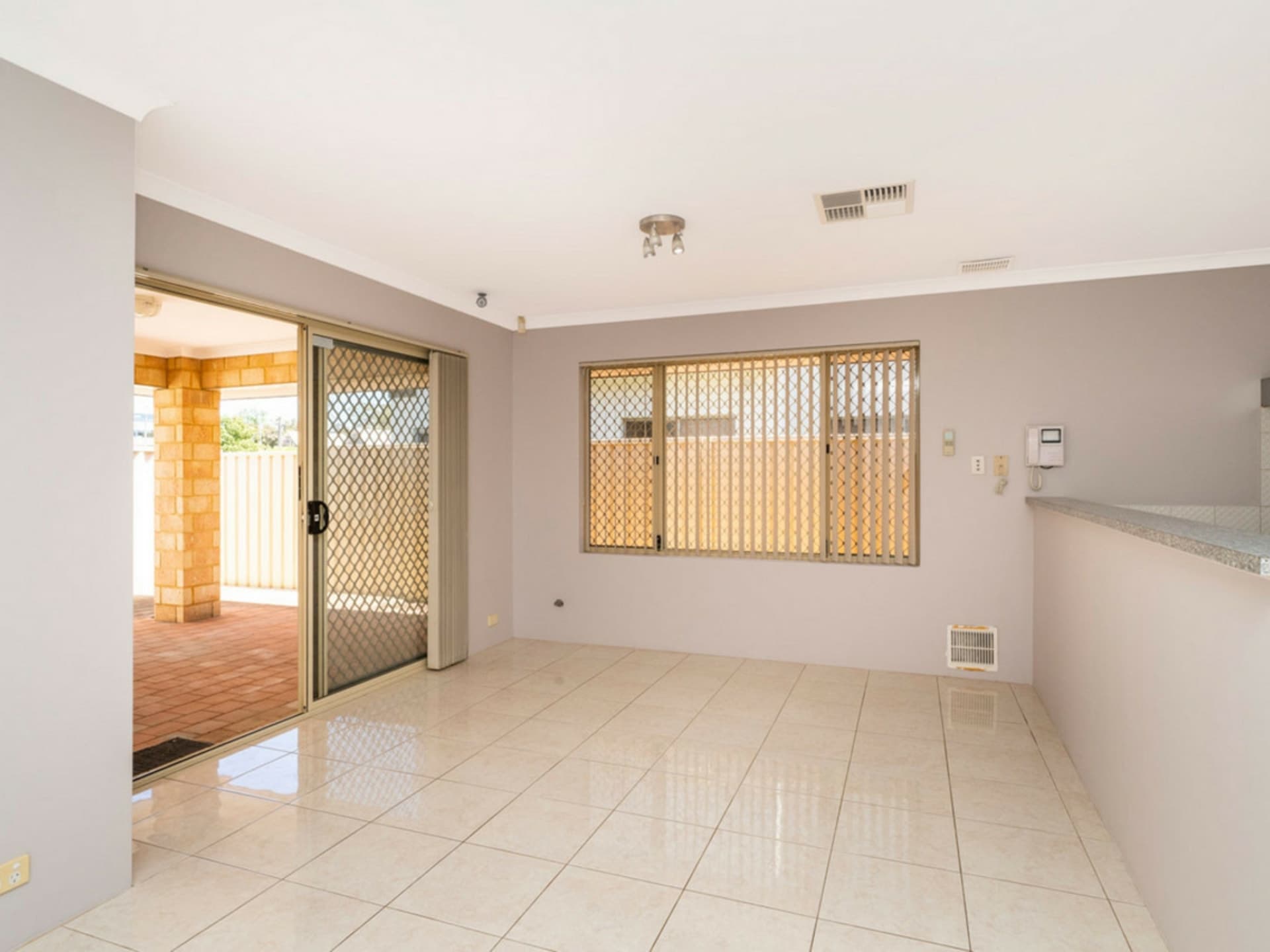 4/5 Henry Street East Cannington WA, East Cannington - Thumbnail 5