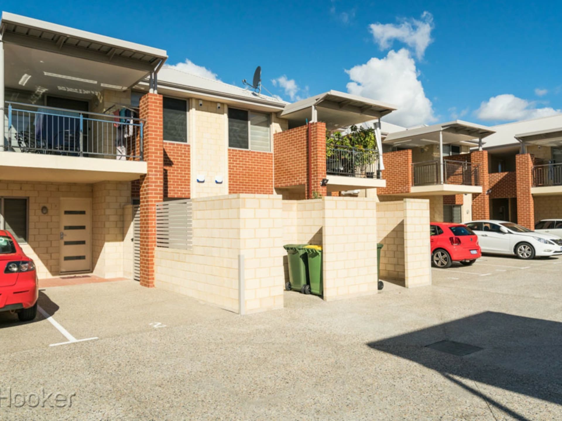2/9 Henry Street East Cannington WA, East Cannington - Thumbnail 2
