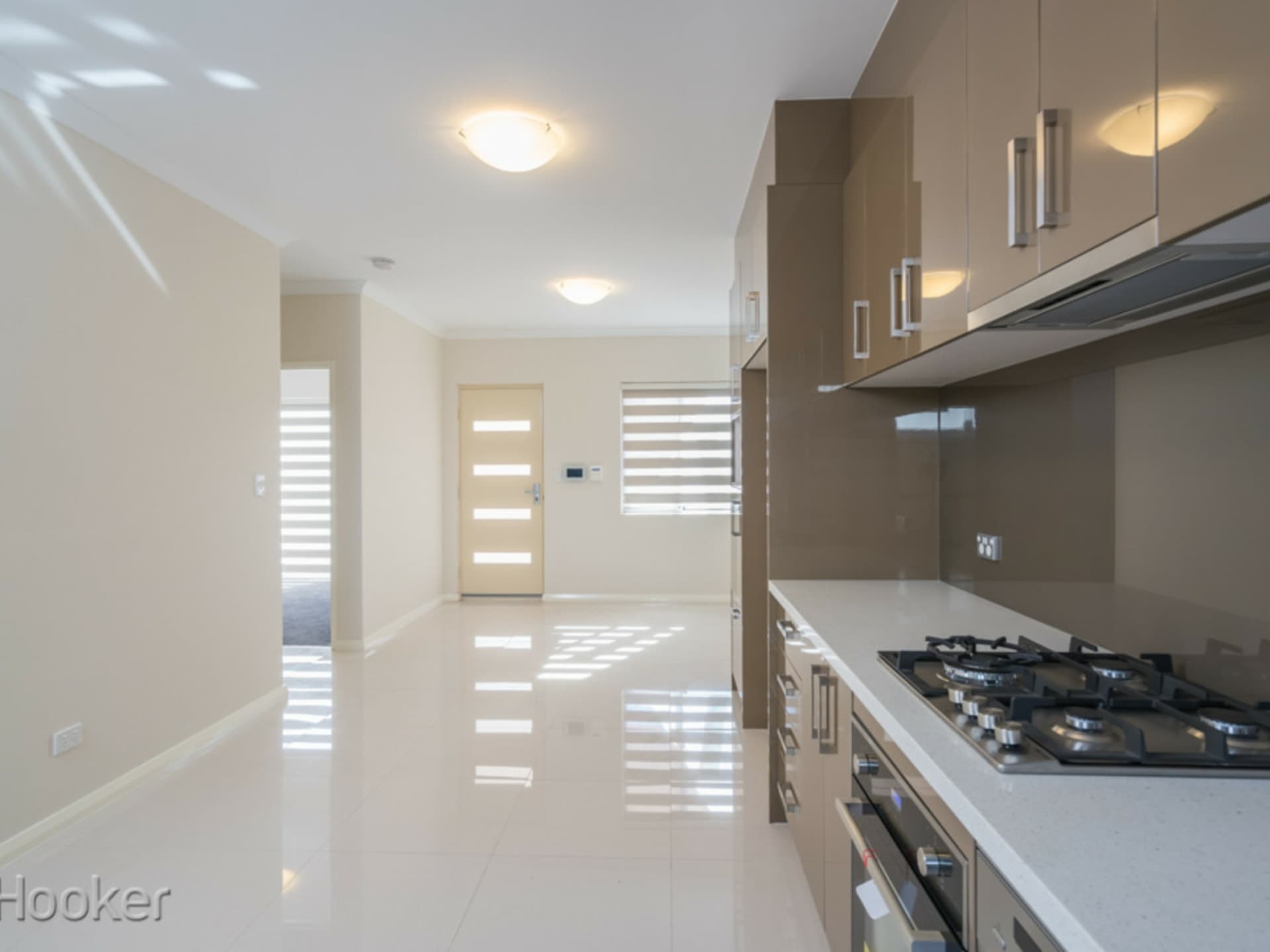 2/9 Henry Street East Cannington WA, East Cannington - Thumbnail 3