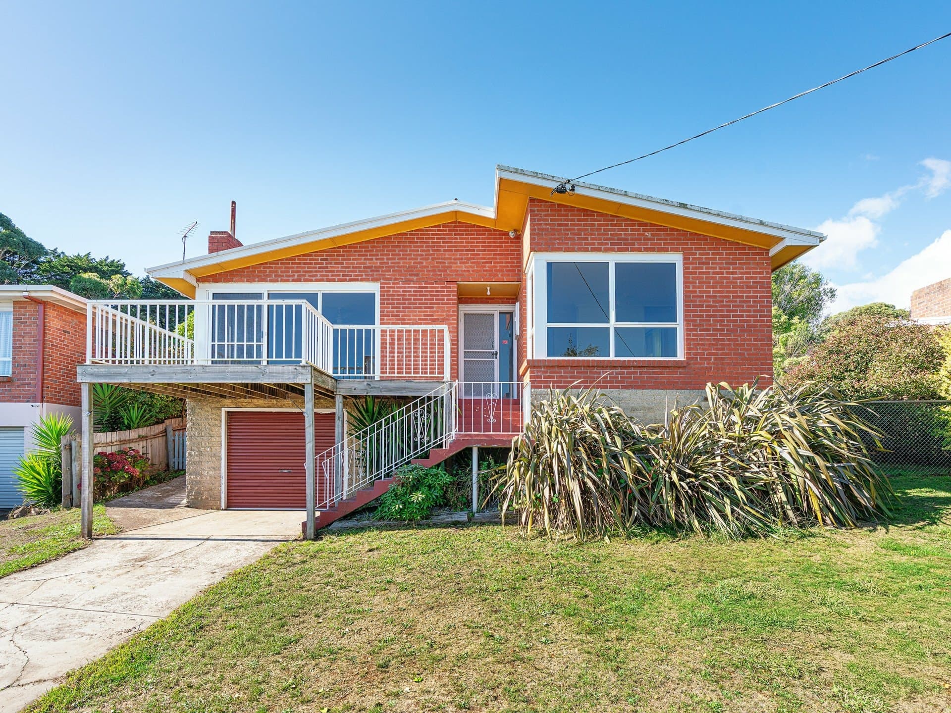 12 Riverview Avenue East Devonport TAS, East Devonport - Thumbnail 2