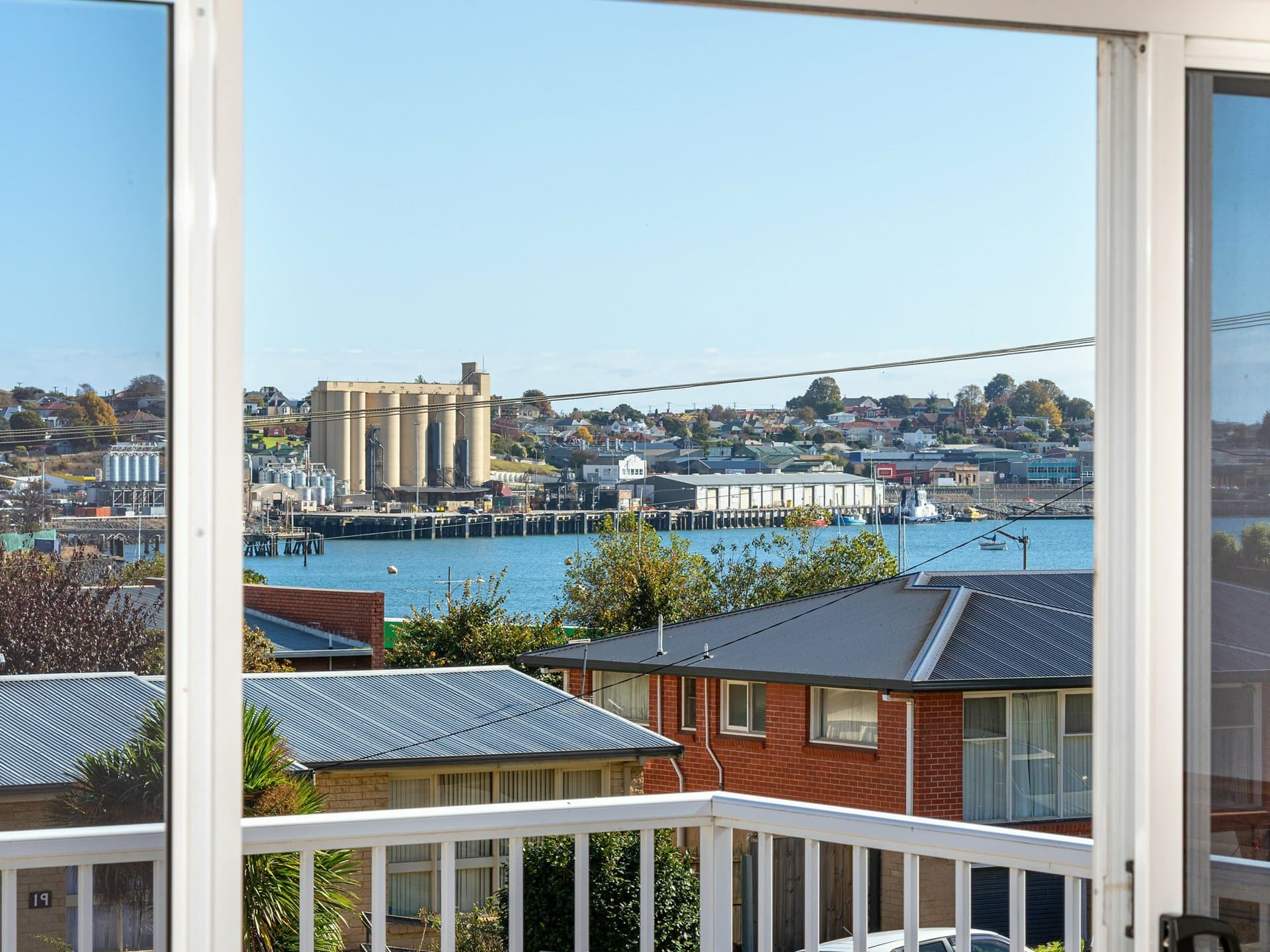 12 Riverview Avenue East Devonport TAS, East Devonport - Thumbnail 3