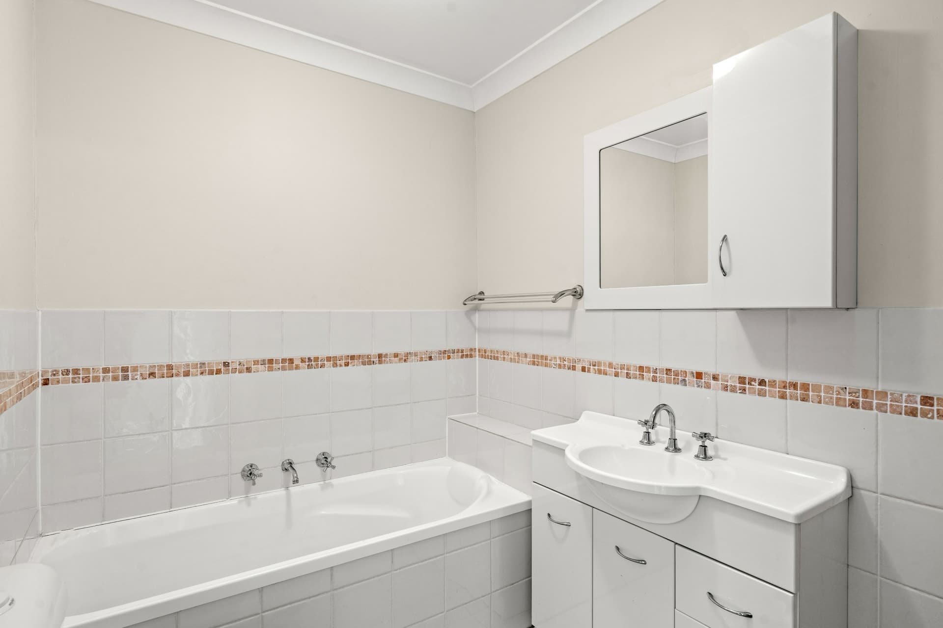 7/25 Victoria Street East Gosford NSW, East Gosford - Thumbnail 5