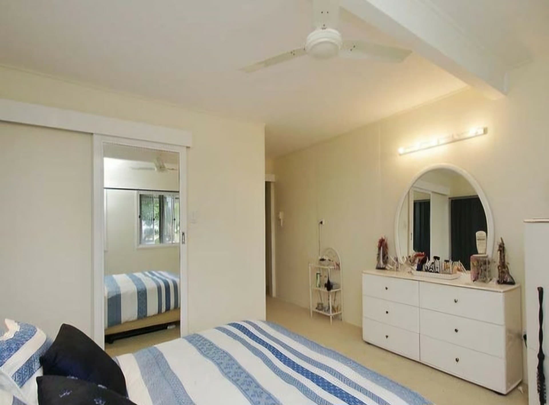 24a Binnington Esplanade East Mackay QLD, East Mackay - Thumbnail 3