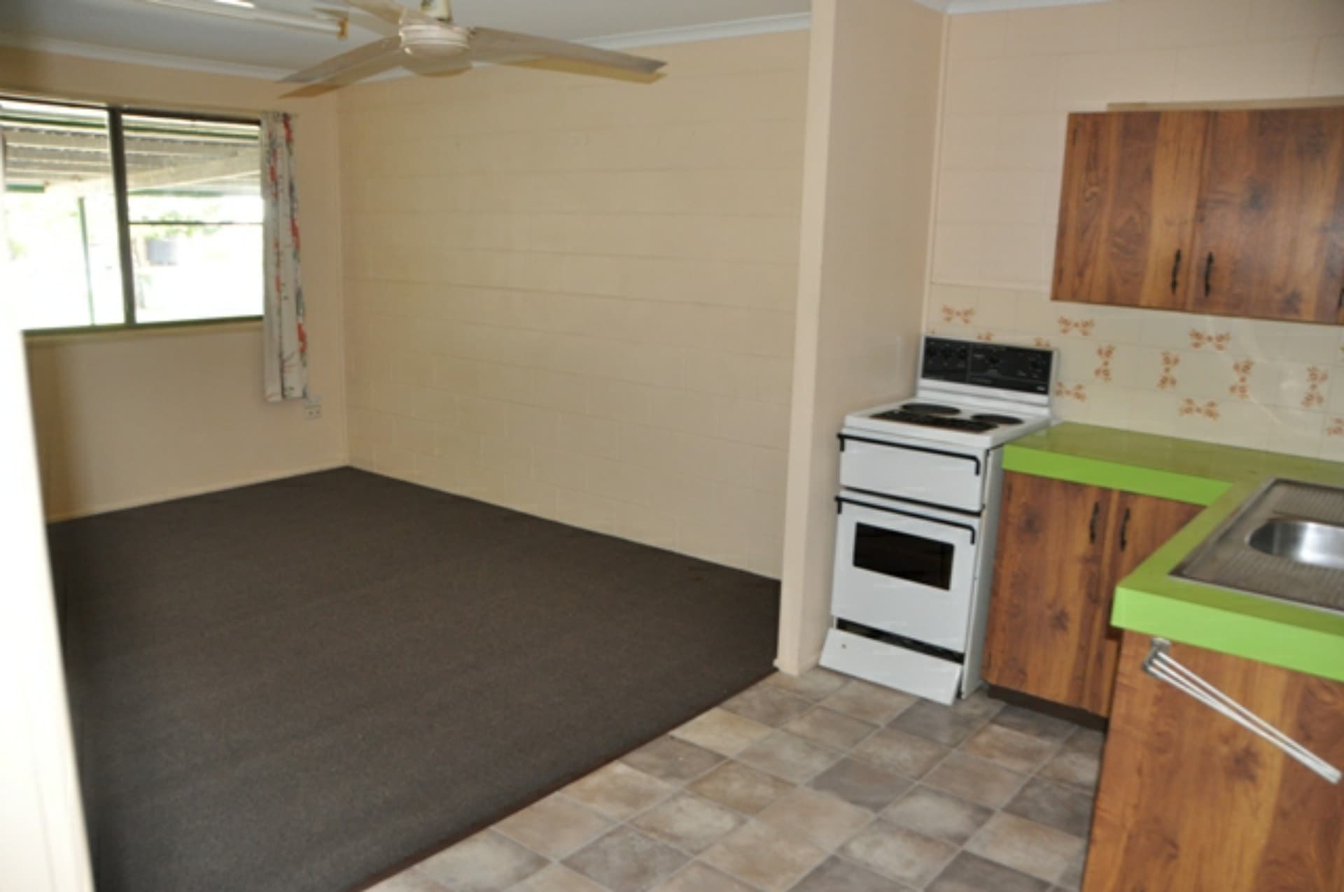 4/10 Creal Street East Mackay QLD, East Mackay - Thumbnail 2