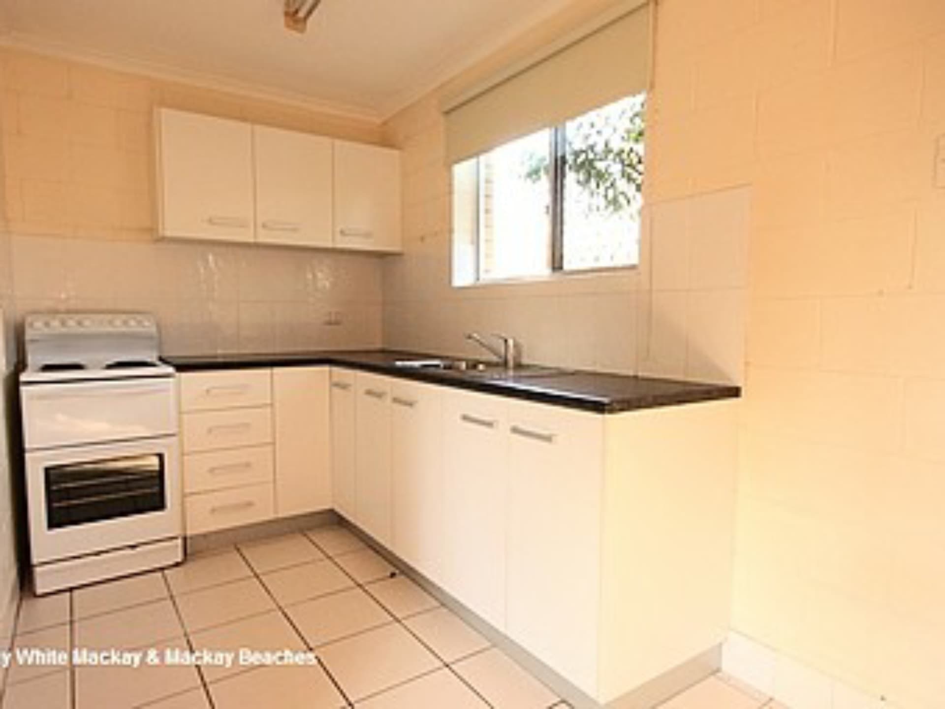 4/9 Creal Street East Mackay QLD, East Mackay - Thumbnail 2