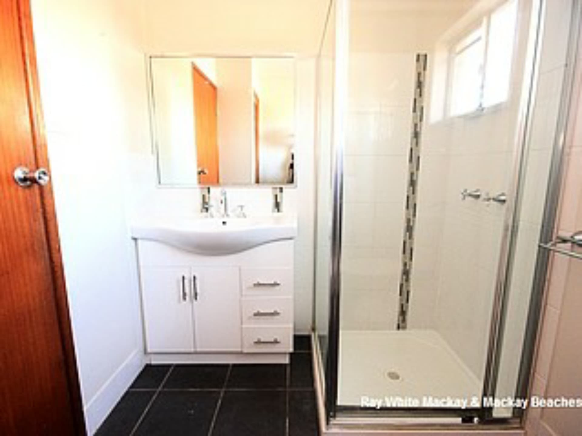 4/9 Creal Street East Mackay QLD, East Mackay - Thumbnail 3