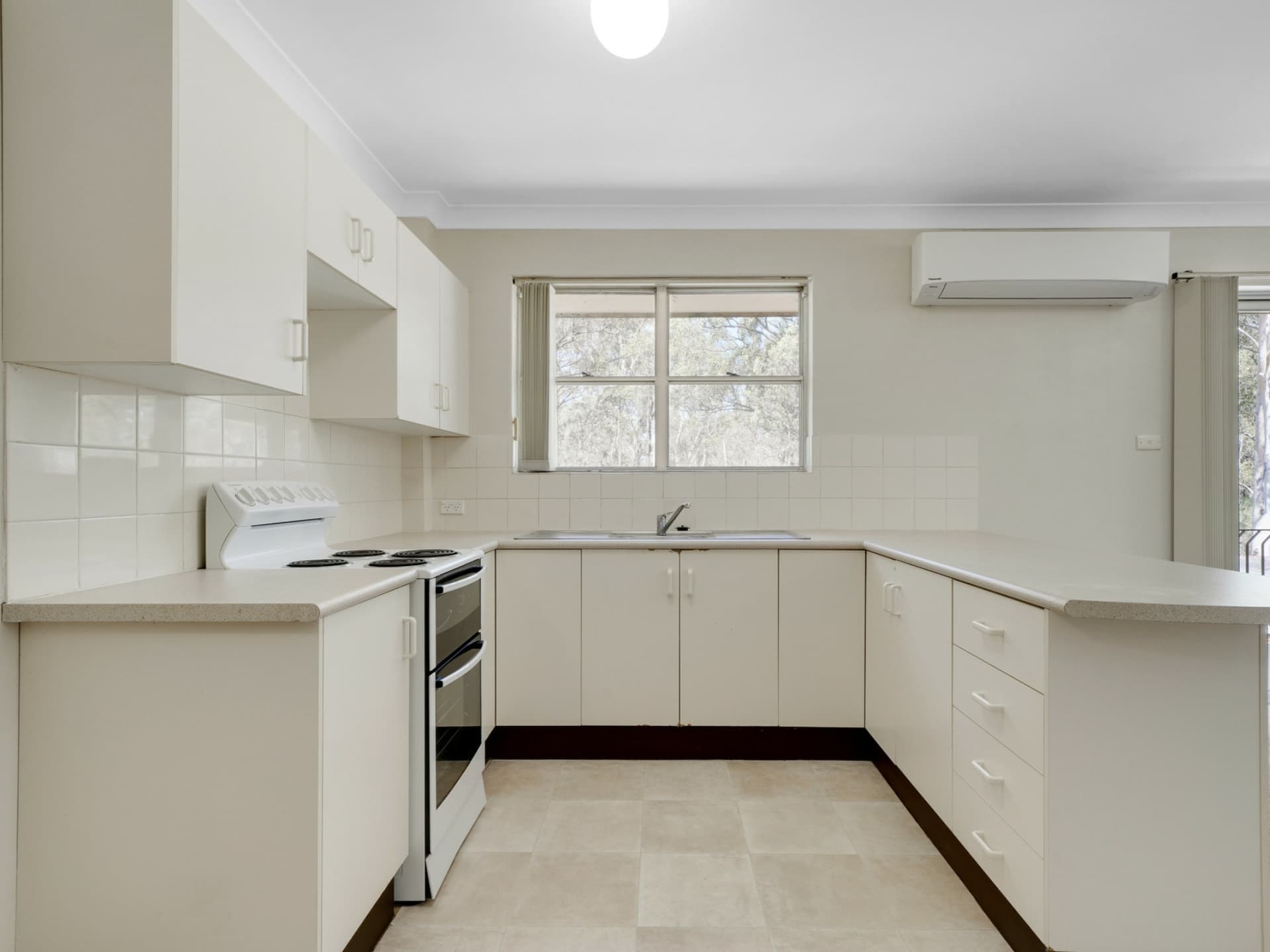 2/19 Blackett Close East Maitland NSW, East Maitland - Thumbnail 2