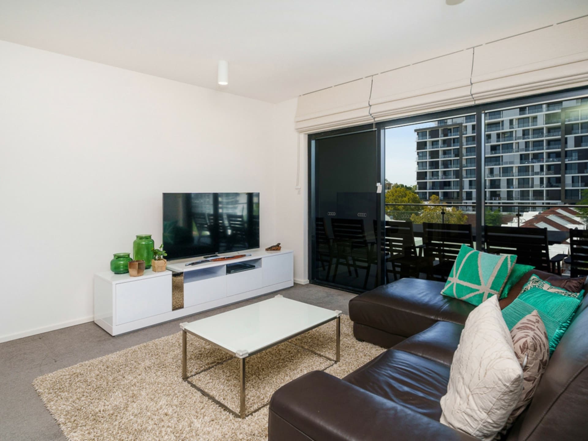 605/108 Bennett Street East Perth WA, East Perth - Thumbnail 4