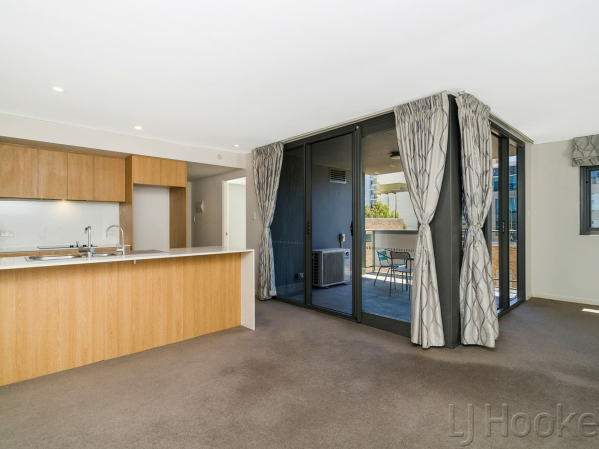 54/208 Adelaide Terrace East Perth WA, East Perth - Thumbnail 5
