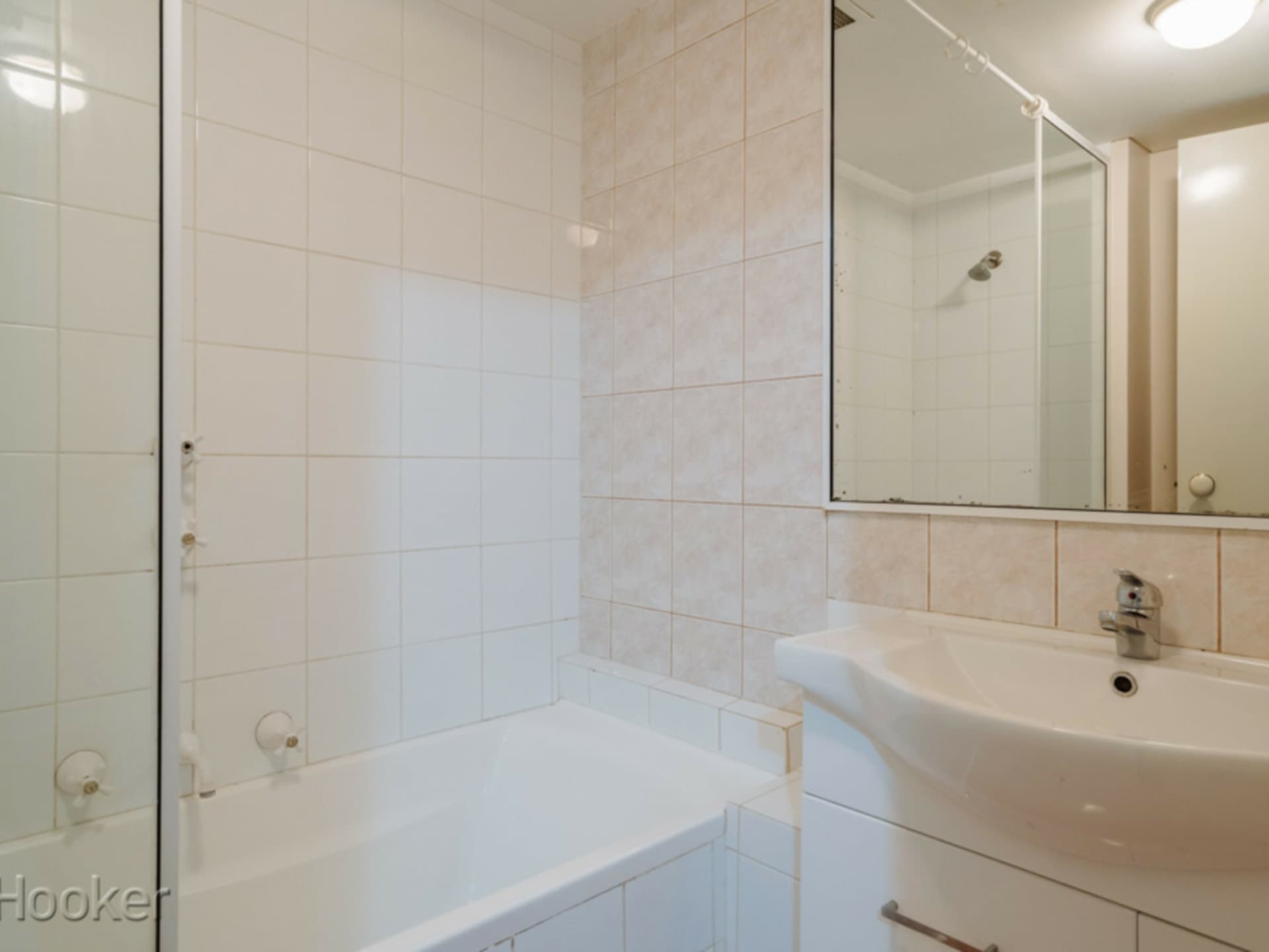 2/23 Wellington Street East Perth WA, East Perth - Thumbnail 3