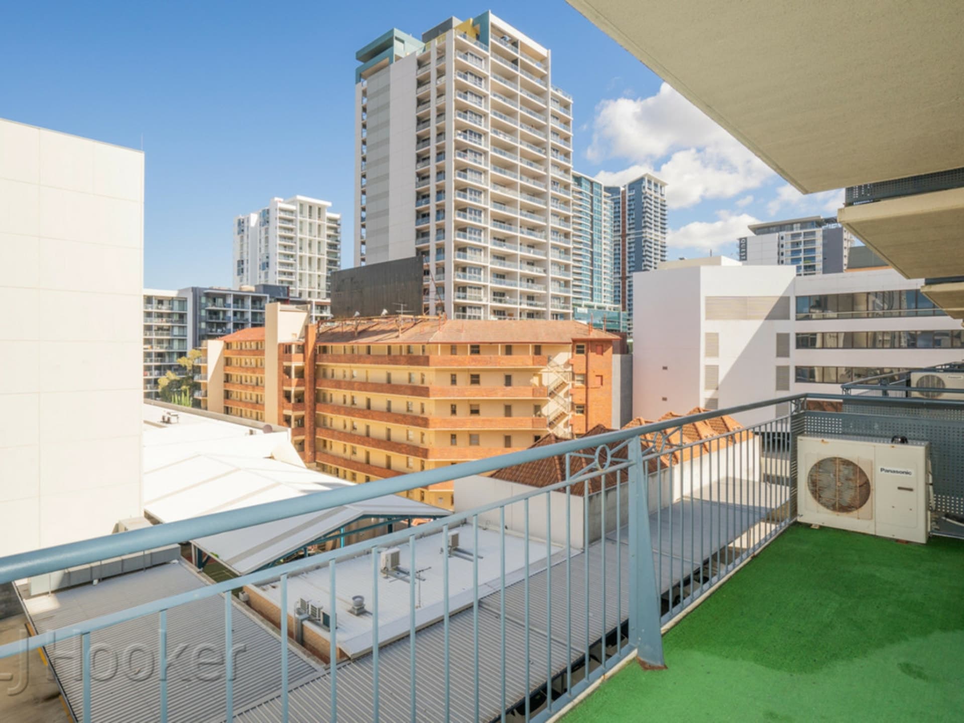 30/193 Hay Street East Perth WA, East Perth - Thumbnail 2