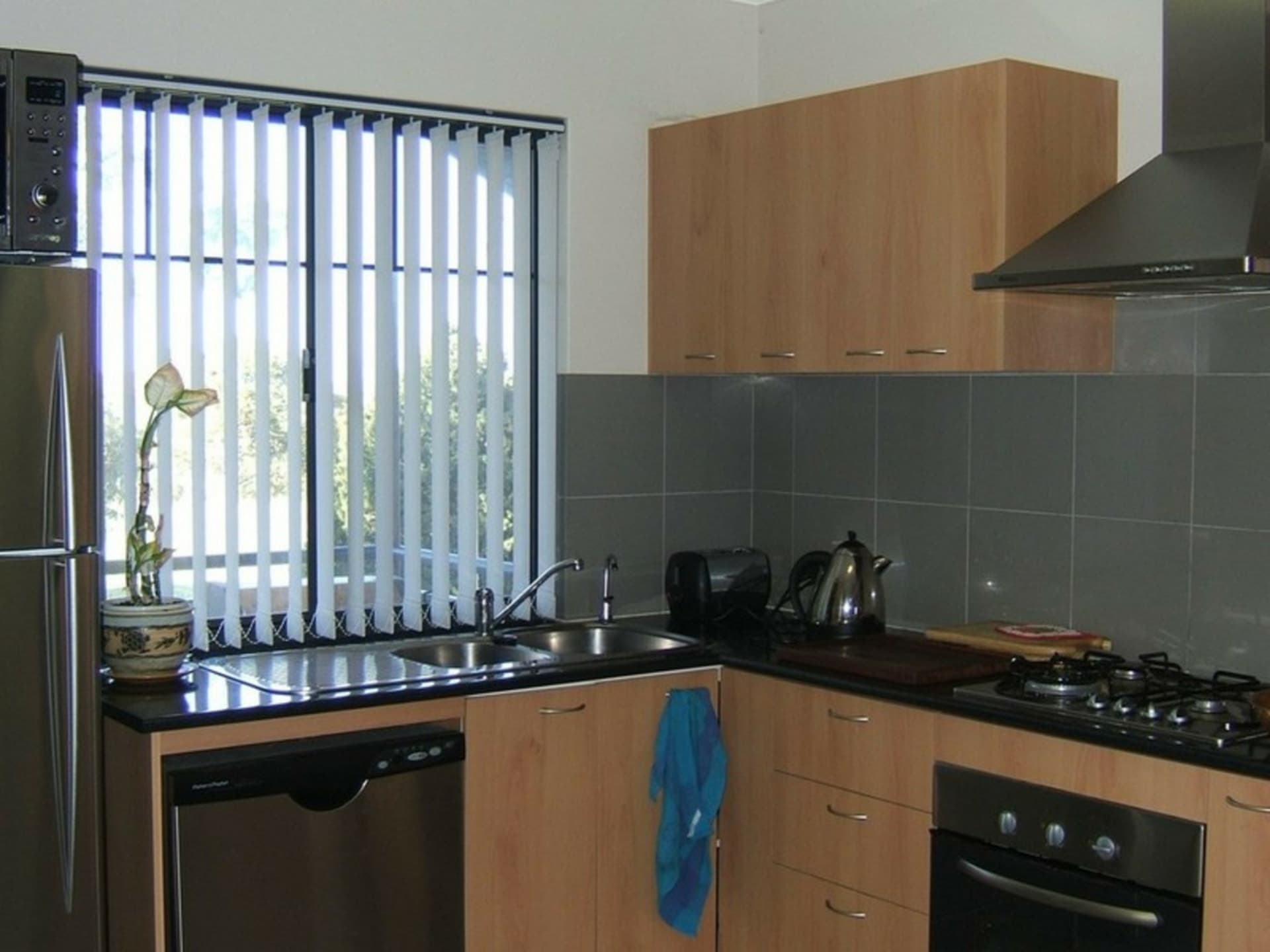19/7 Bronte Street East Perth WA, East Perth - Thumbnail 3
