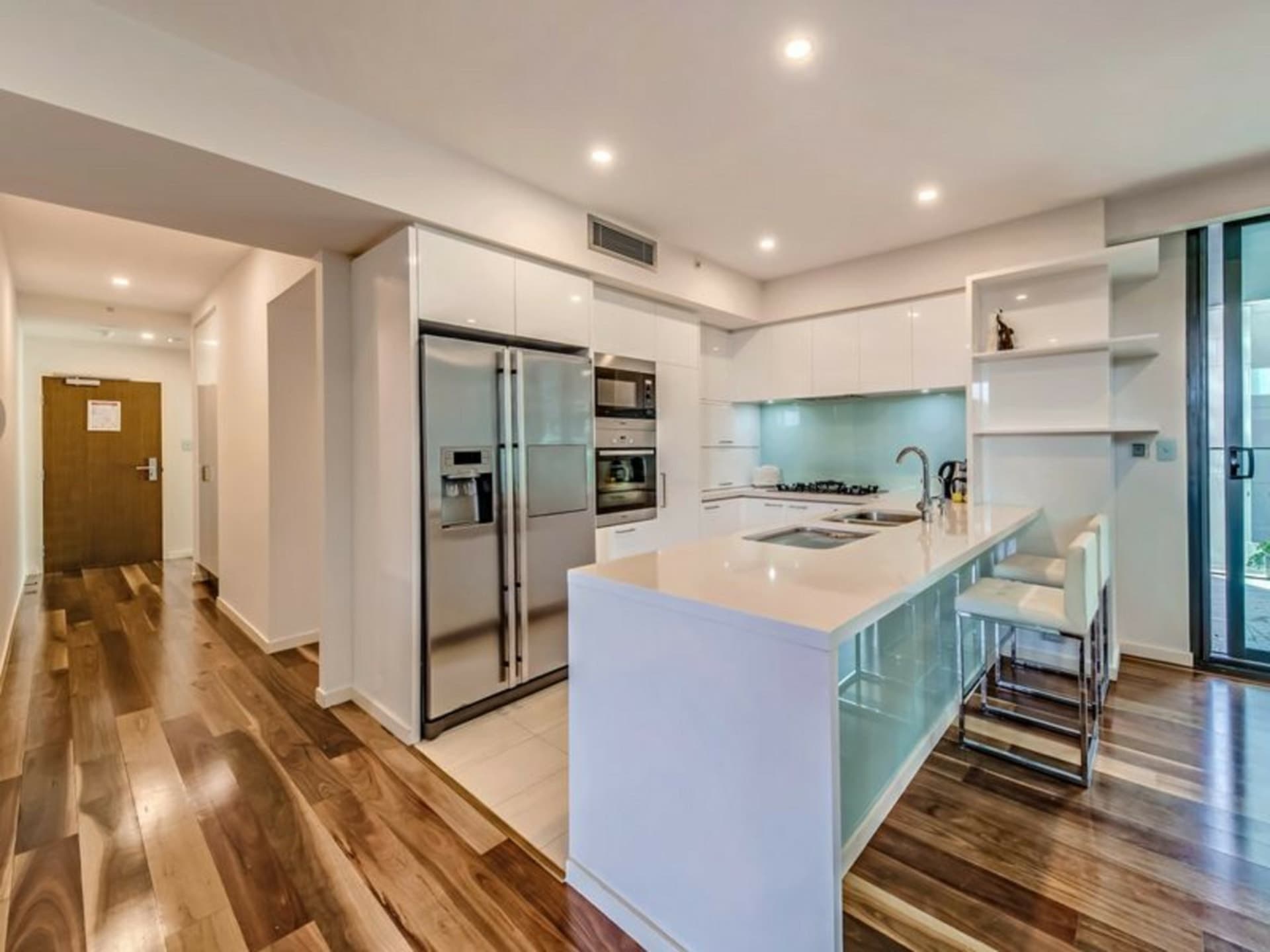 20/90 Terrace Road East Perth WA, East Perth - Thumbnail 7