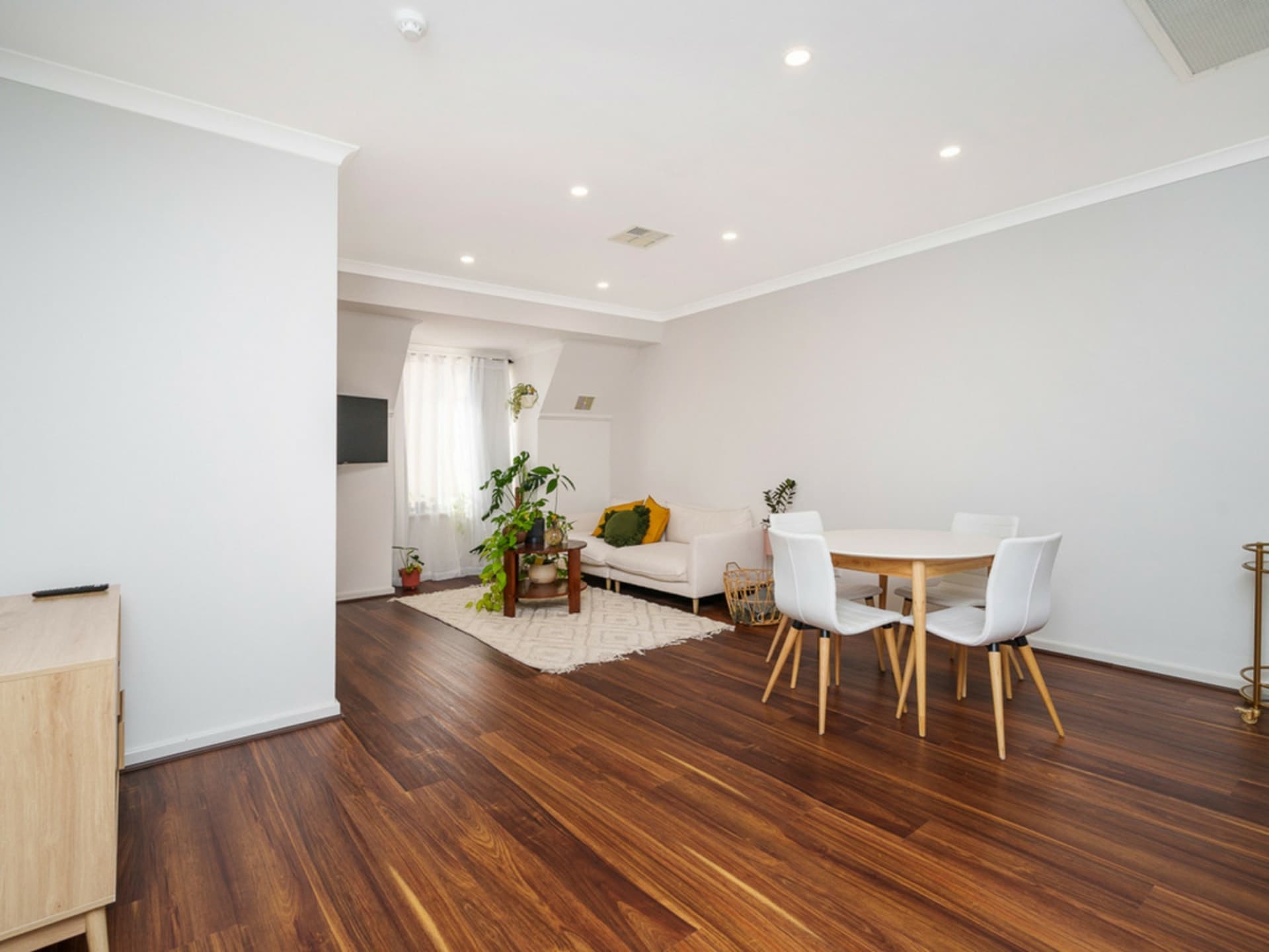 55/11 Regal Place East Perth WA, East Perth - Thumbnail 4