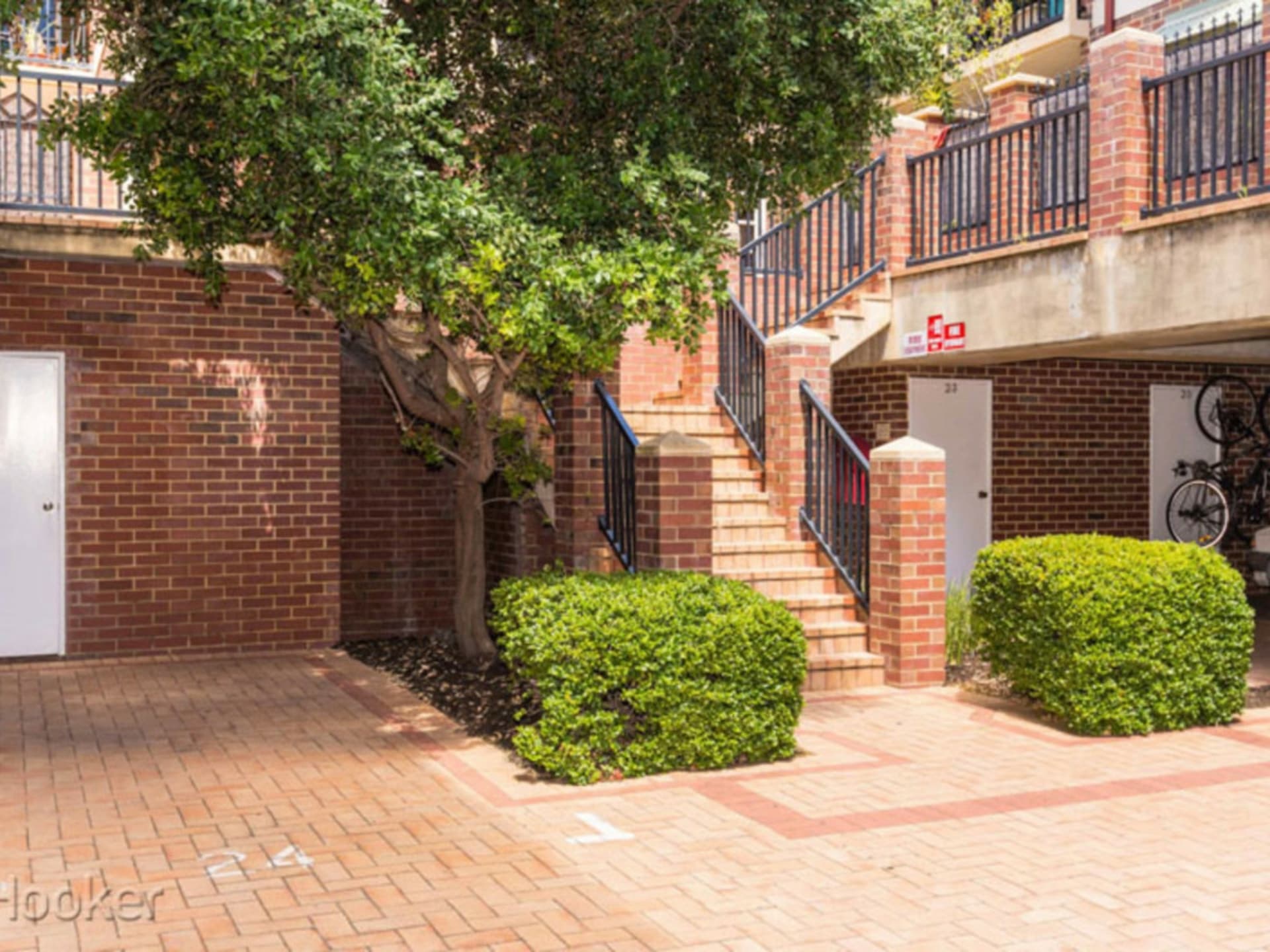 5/49, East Perth - Image 1