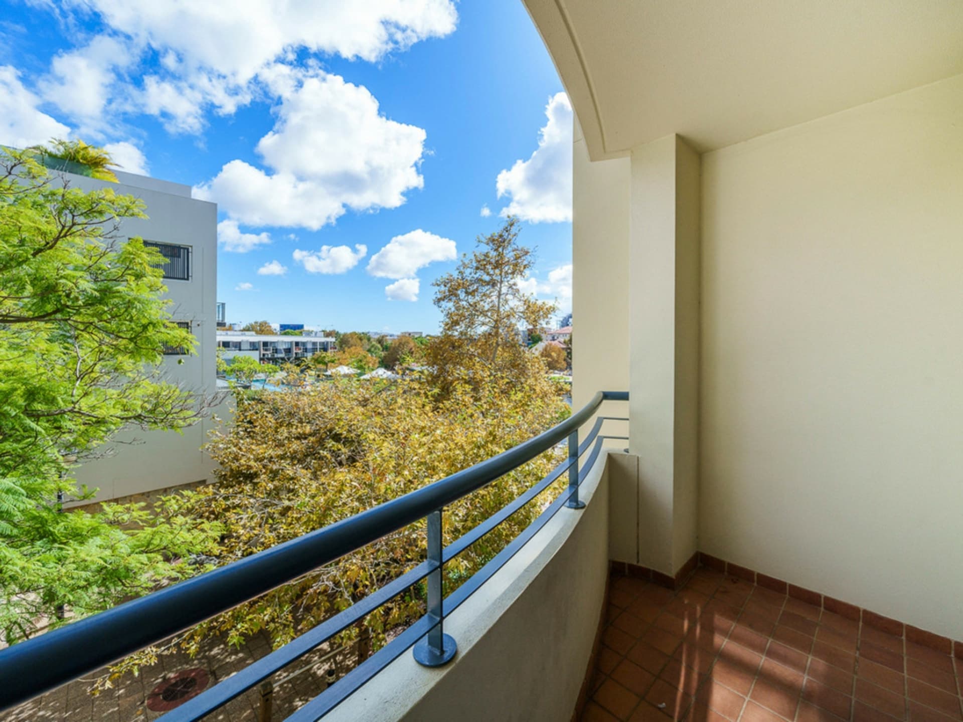 40/20 Royal Street East Perth WA, East Perth - Image 1