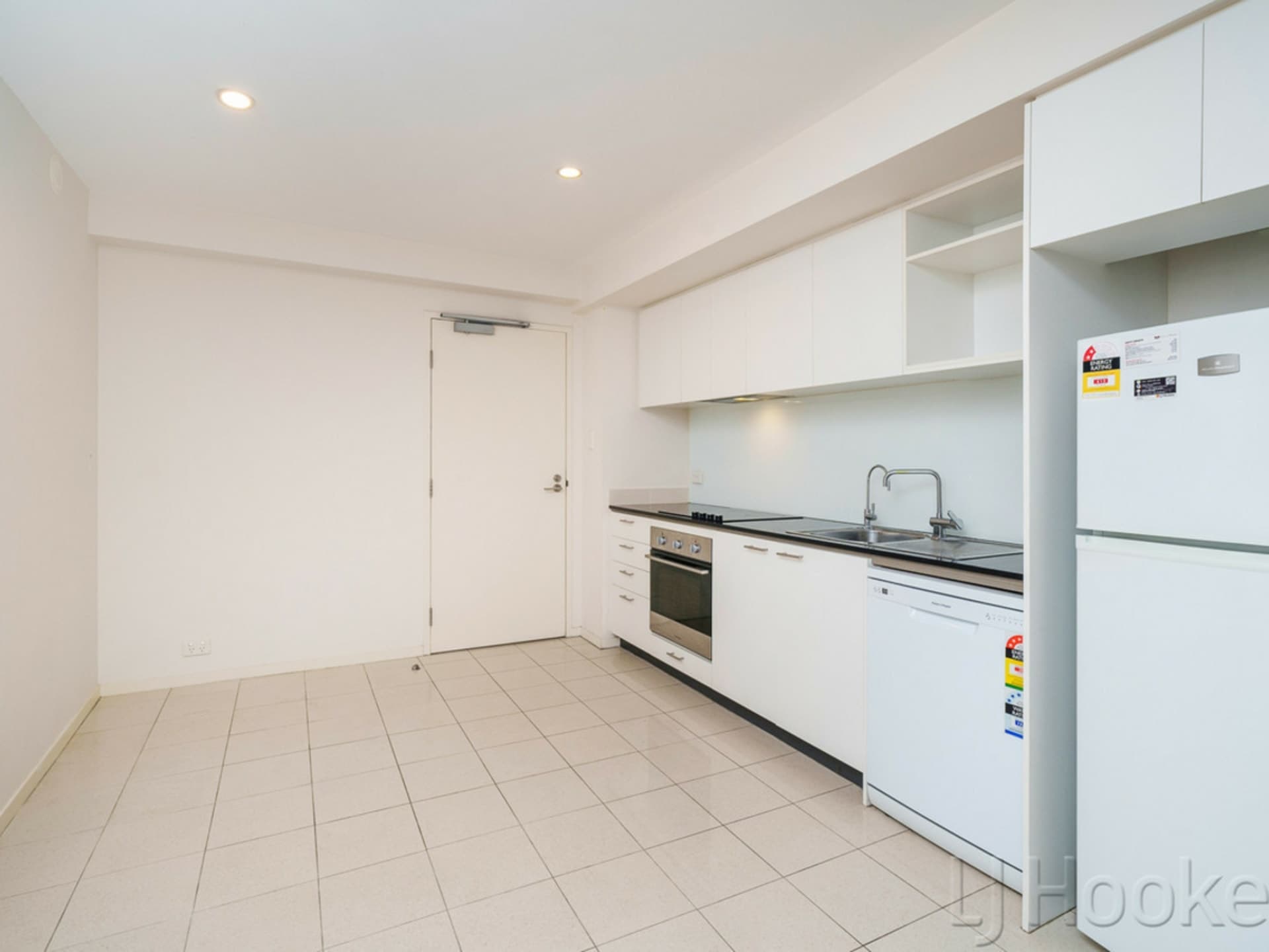 15/208 Adelaide Terrace East Perth WA, East Perth - Thumbnail 5