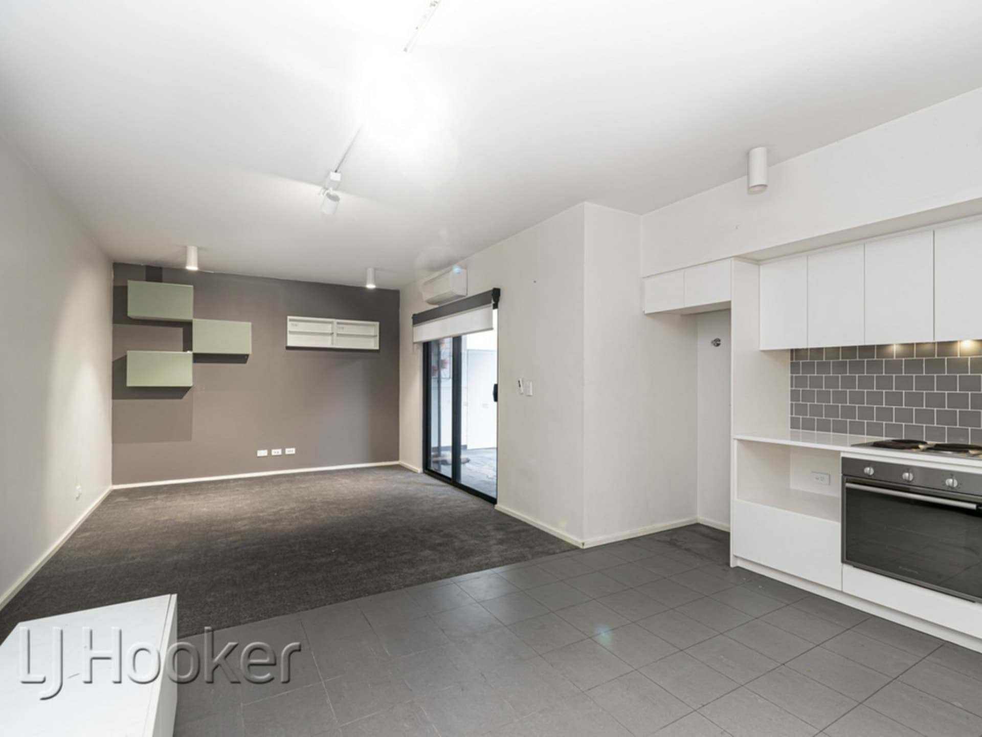 102/108 Bennett Street East Perth WA, East Perth - Thumbnail 2