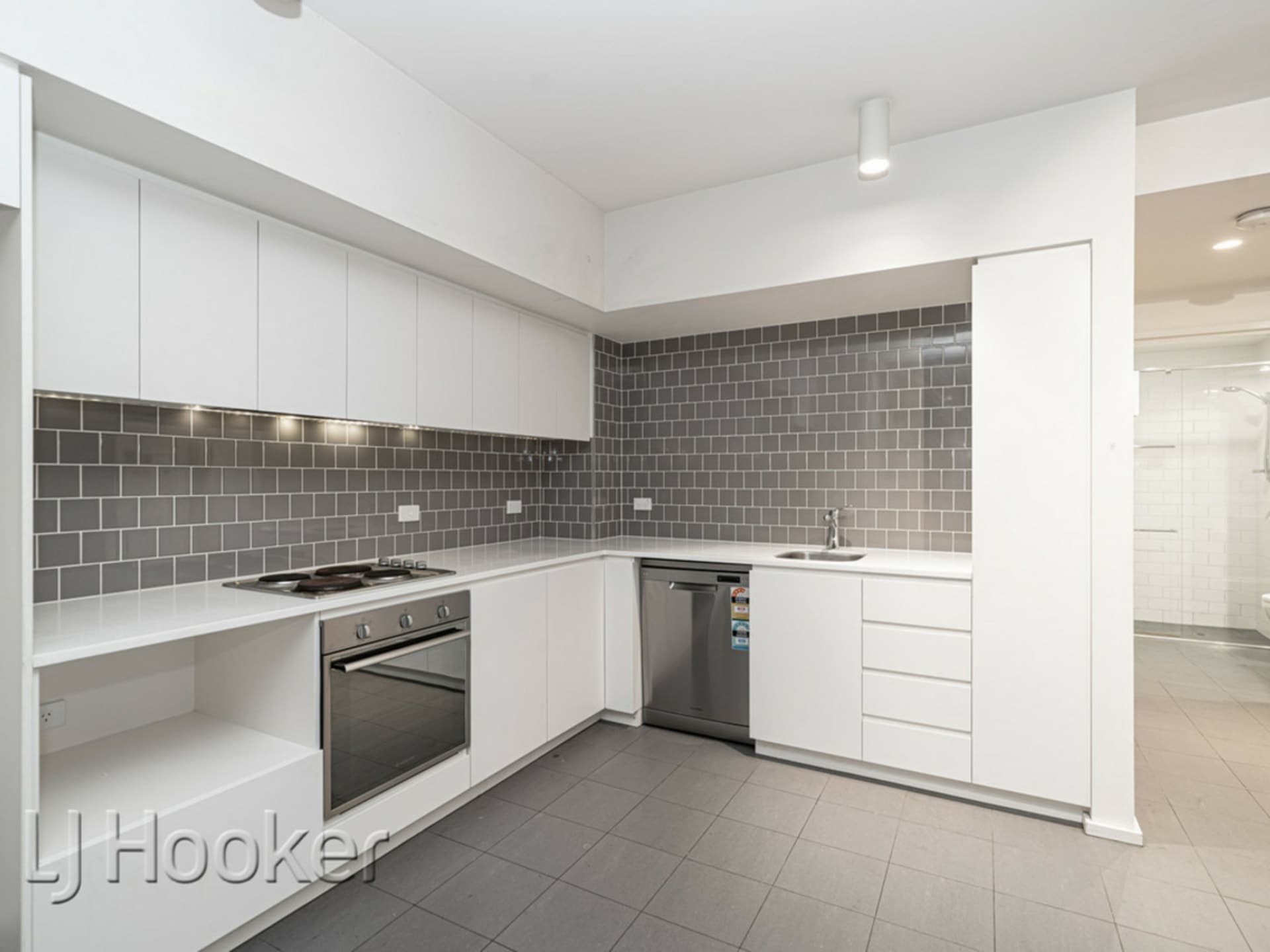 102/108 Bennett Street East Perth WA, East Perth - Thumbnail 4