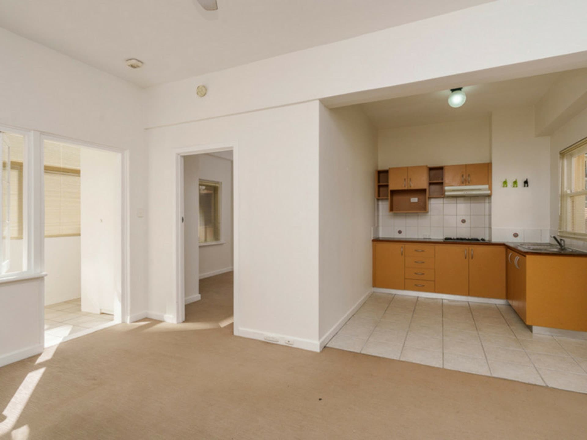 36/138 Adelaide Terrace East Perth WA, East Perth - Thumbnail 2