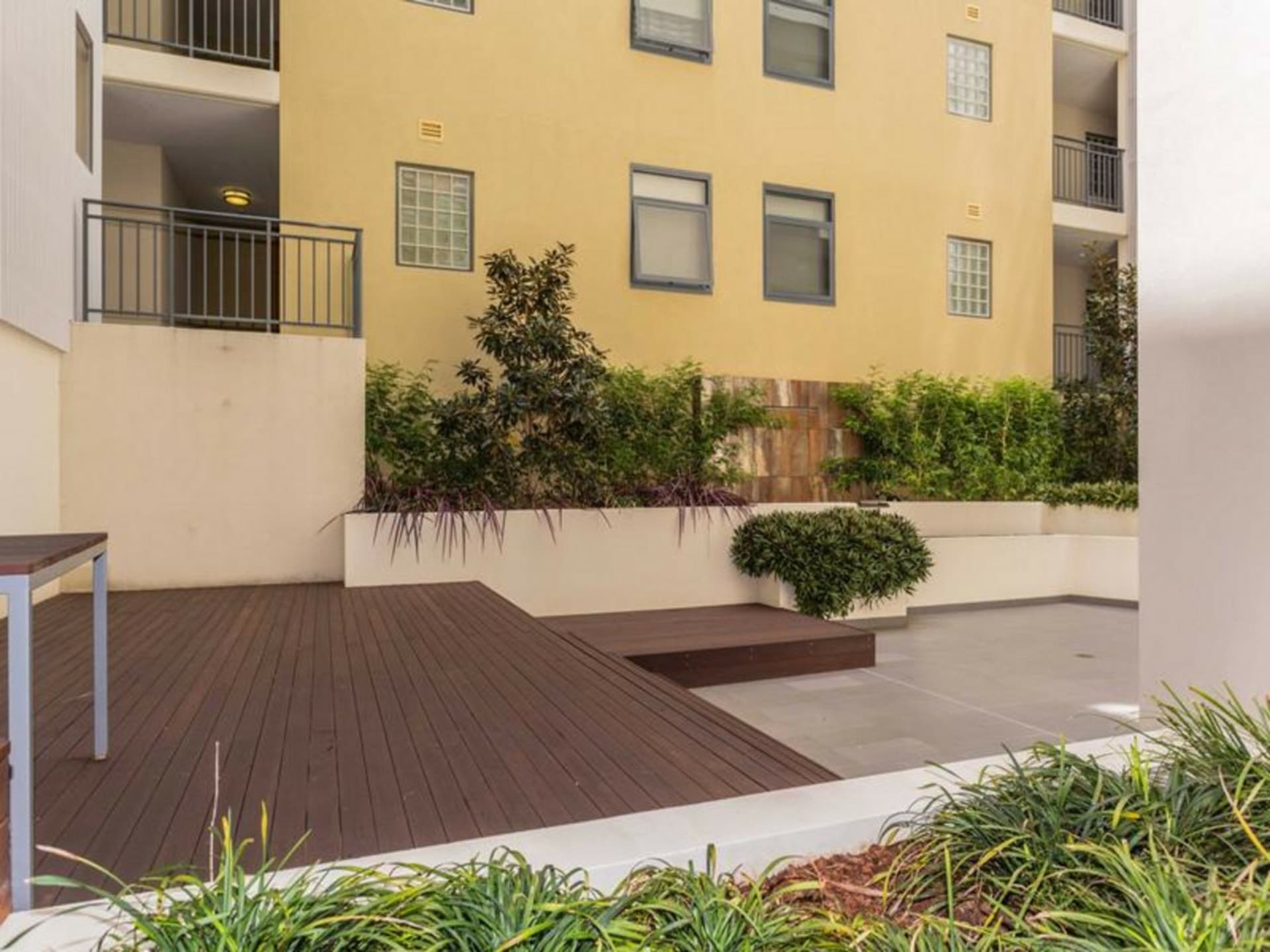 64/18 Wellington Street East Perth WA, East Perth - Thumbnail 3