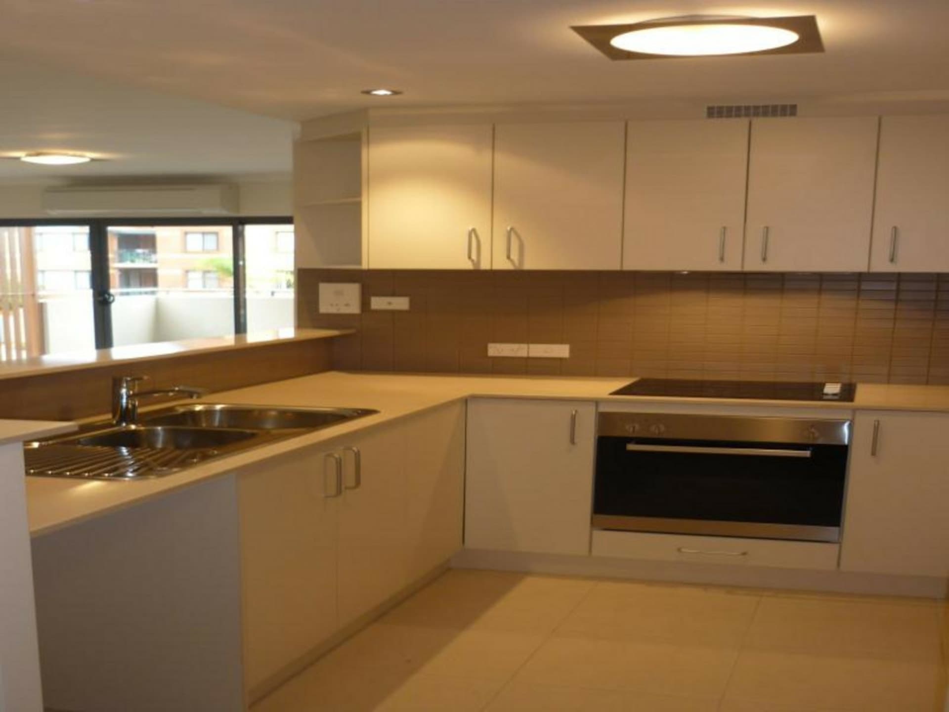 64/18 Wellington Street East Perth WA, East Perth - Thumbnail 5