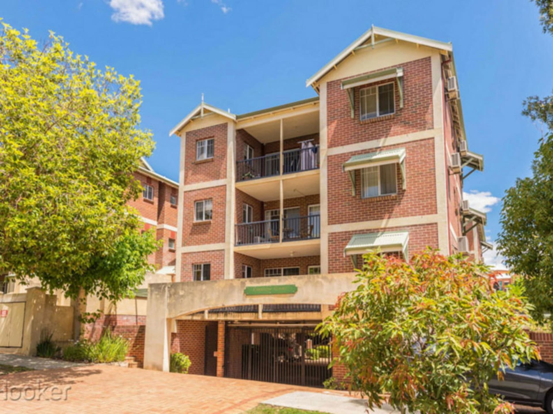 12/49, East Perth - Image 1