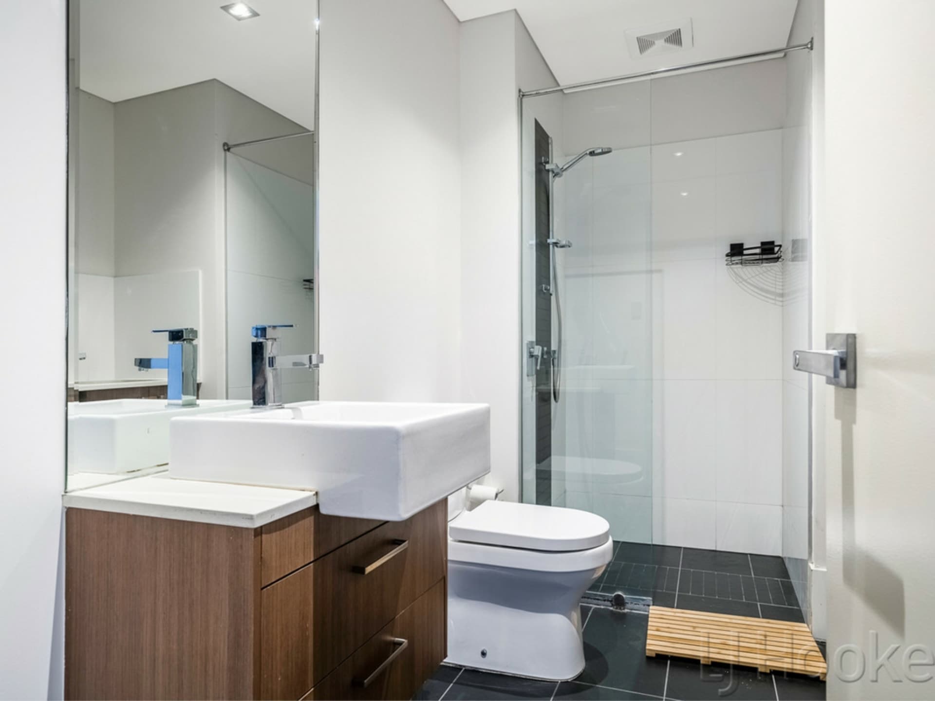 92/148 Adelaide Terrace East Perth WA, East Perth - Thumbnail 6