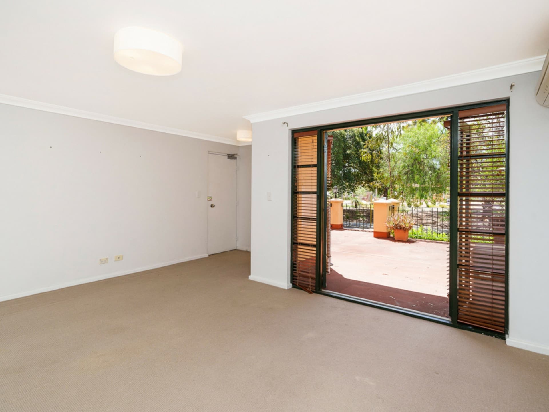 7/99, East Perth - Thumbnail 6