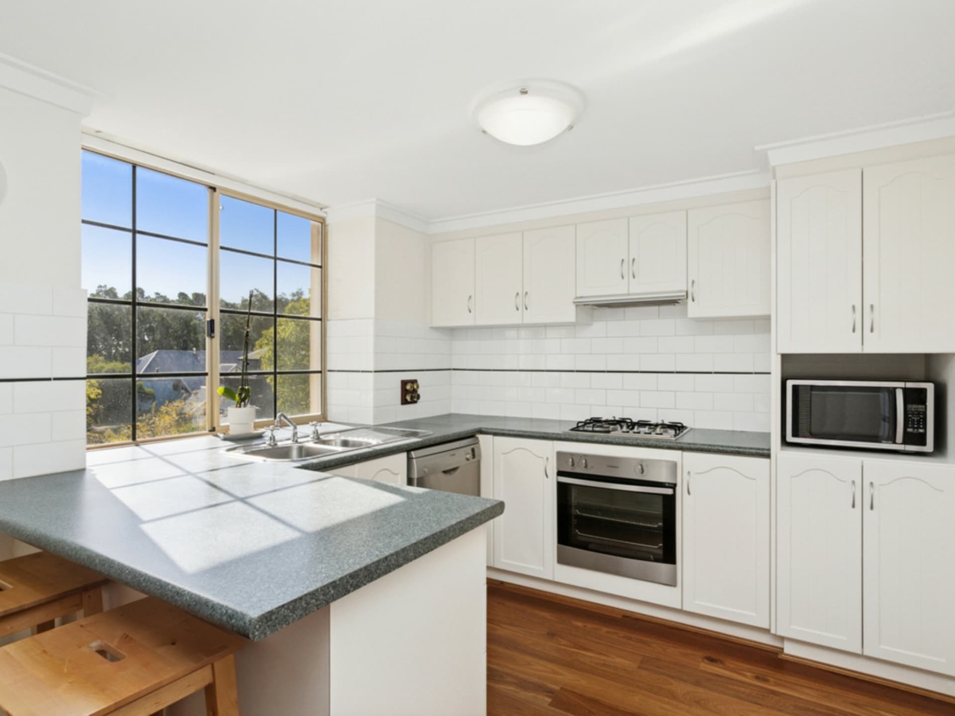 43/22 Nile Street East Perth WA, East Perth - Thumbnail 5