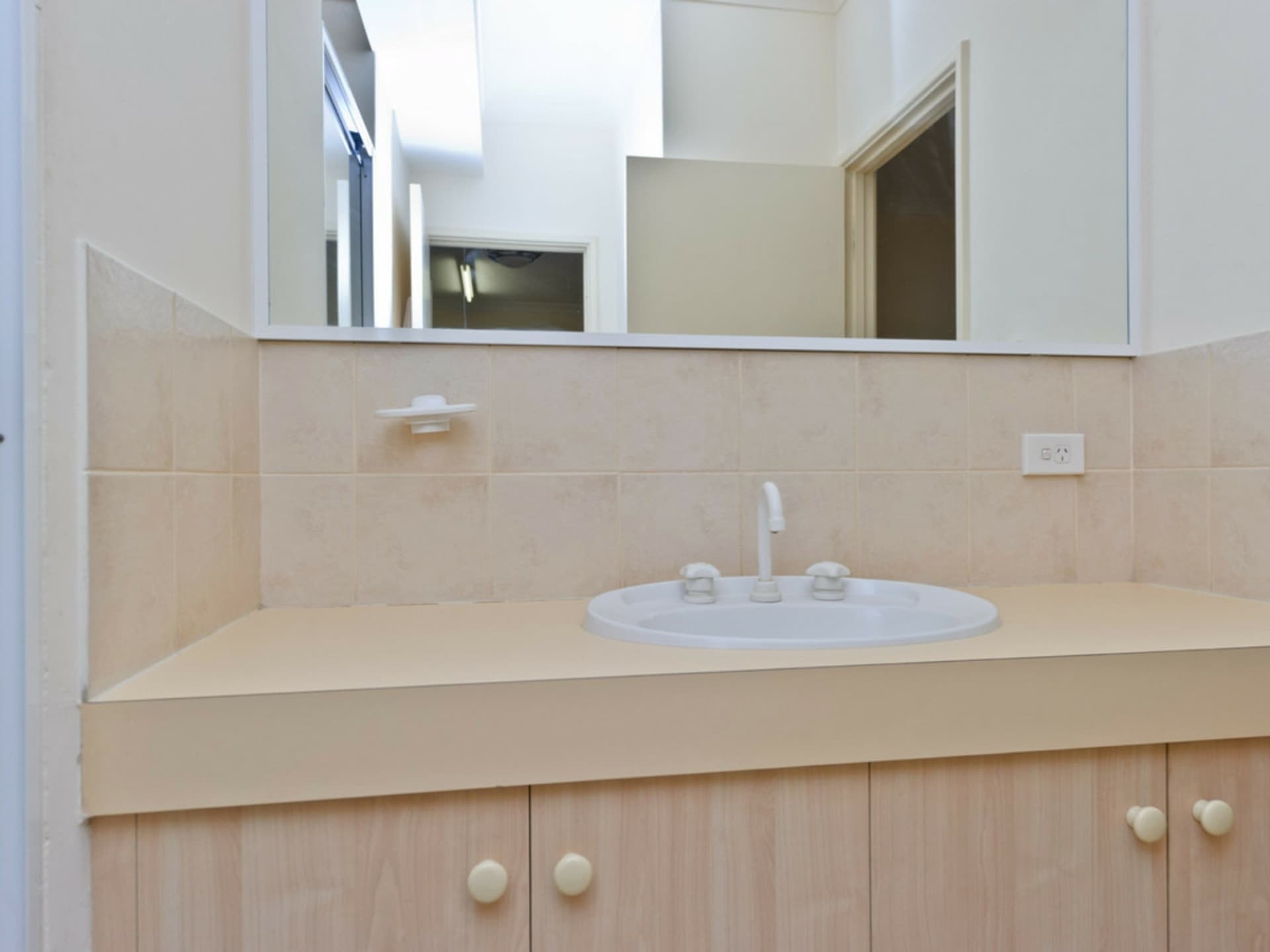 8/11 Regal Place East Perth WA, East Perth - Thumbnail 6