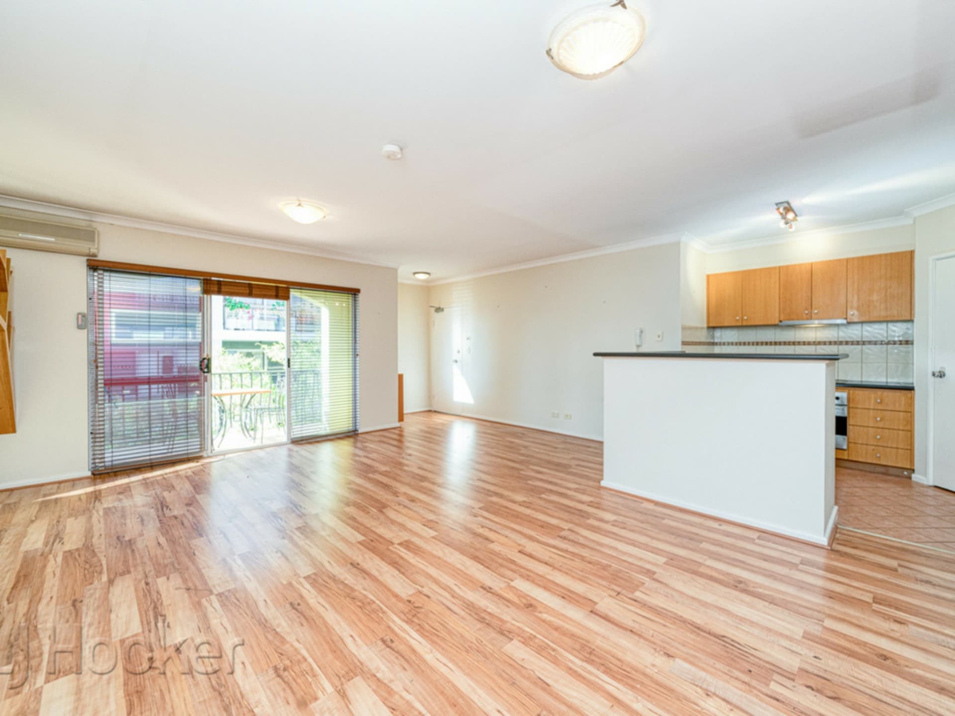 18/25 Eastbrook Terrace East Perth WA, East Perth - Thumbnail 2