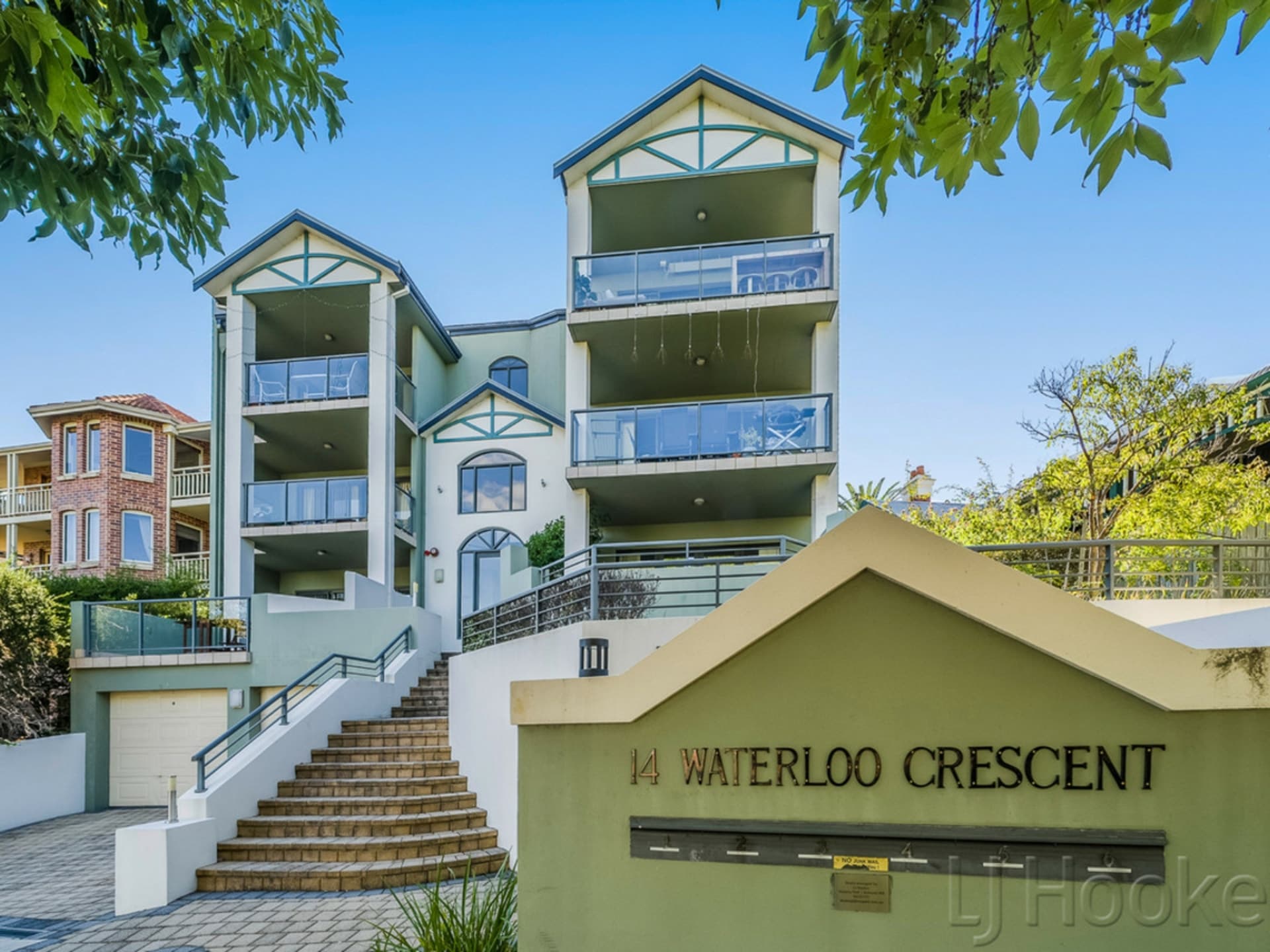 6/14 Waterloo Crescent East Perth WA, East Perth - Thumbnail 3
