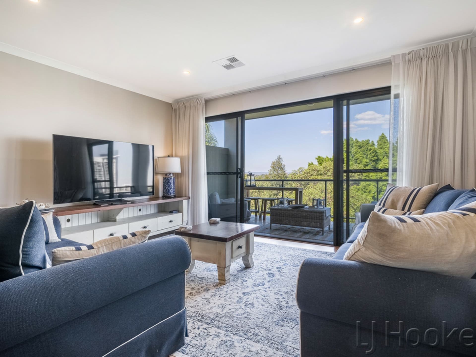 6/14 Waterloo Crescent East Perth WA, East Perth - Thumbnail 6
