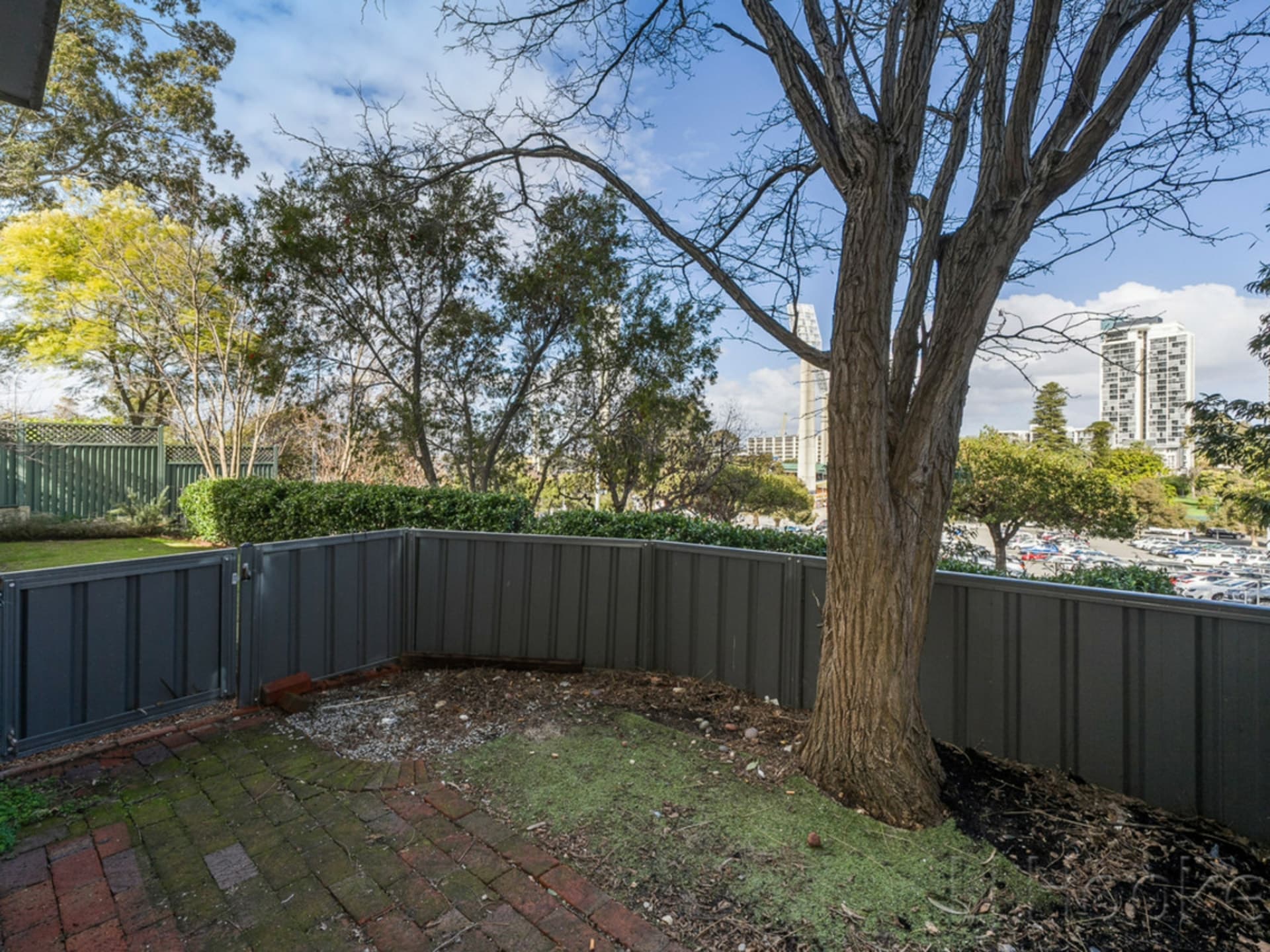 5/38, East Perth - Thumbnail 2